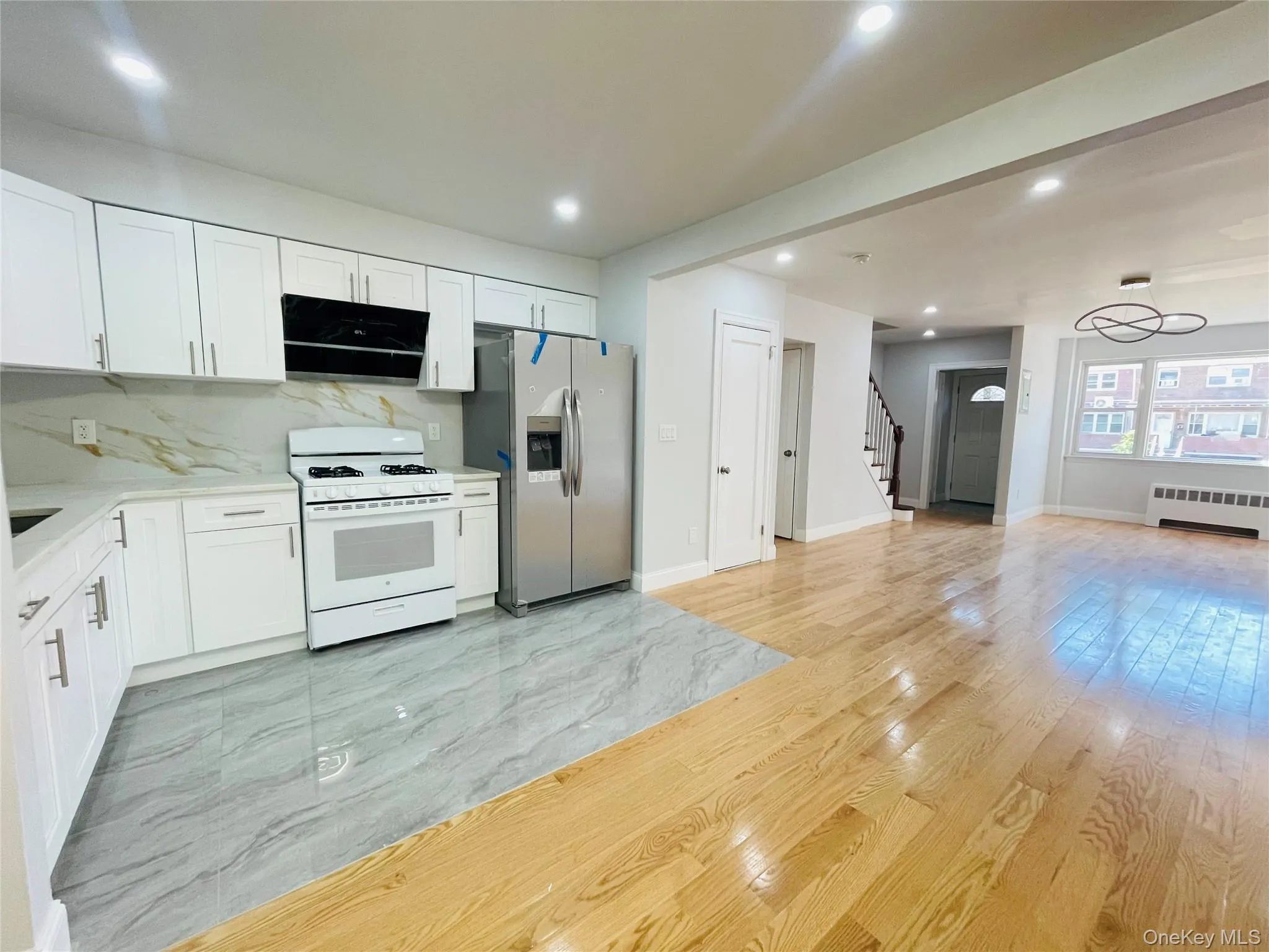 14014 68th Drive, New York, NY, 3 Bedrooms Bedrooms, 5 Rooms Rooms,2 BathroomsBathrooms,Residential,For Rent,68th,0,1008984 14014 68th Drive, New York, NY, 3 Bedrooms Bedrooms, 5 Rooms Rooms,2 BathroomsBathrooms,Residential,For Rent,68th,0,1008984