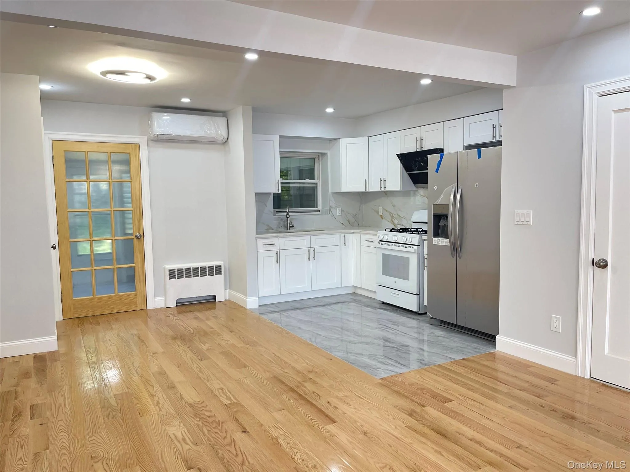 14014 68th Drive, New York, NY, 3 Bedrooms Bedrooms, 5 Rooms Rooms,2 BathroomsBathrooms,Residential,For Rent,68th,0,1008984 14014 68th Drive, New York, NY, 3 Bedrooms Bedrooms, 5 Rooms Rooms,2 BathroomsBathrooms,Residential,For Rent,68th,0,1008984