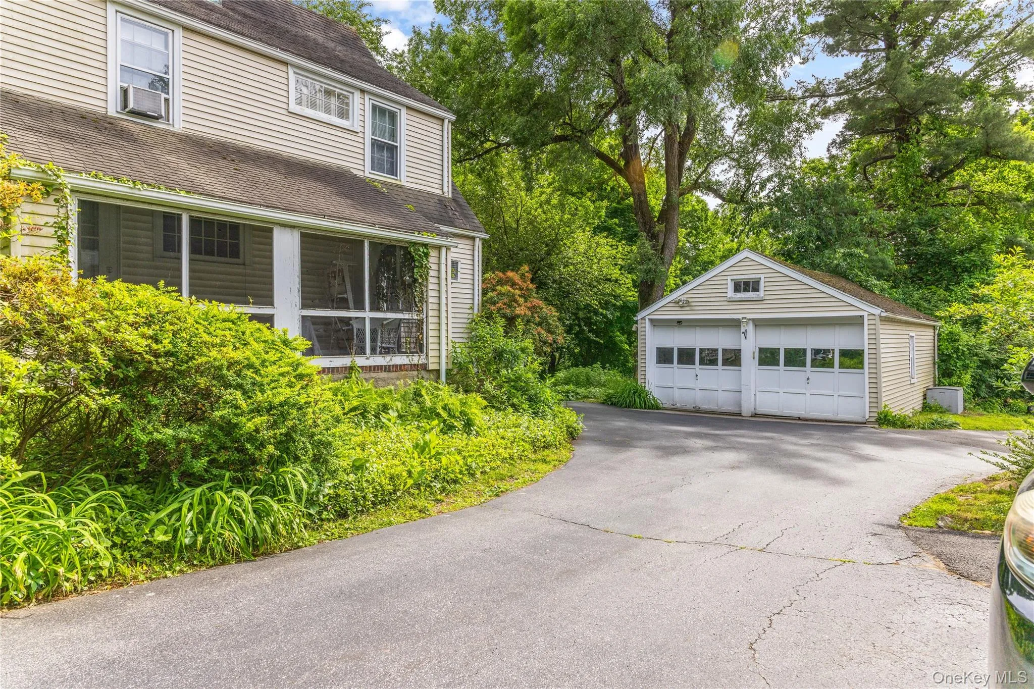 518 Pleasantville Road, Mount Pleasant, NY, 3 Bedrooms Bedrooms, 9 Rooms Rooms,2 BathroomsBathrooms,Residential,For Rent,Pleasantville,0,1008986 518 Pleasantville Road, Mount Pleasant, NY, 3 Bedrooms Bedrooms, 9 Rooms Rooms,2 BathroomsBathrooms,Residential,For Rent,Pleasantville,0,1008986