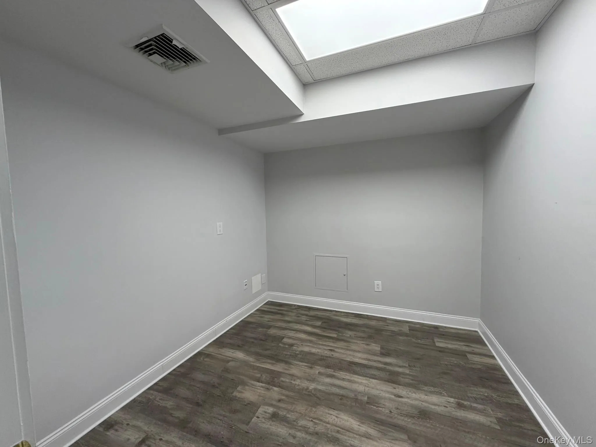213-33 39th Avenue, New York, NY, ,Commercial Lease,For Rent,39th,0,1008988 213-33 39th Avenue, New York, NY, ,Commercial Lease,For Rent,39th,0,1008988