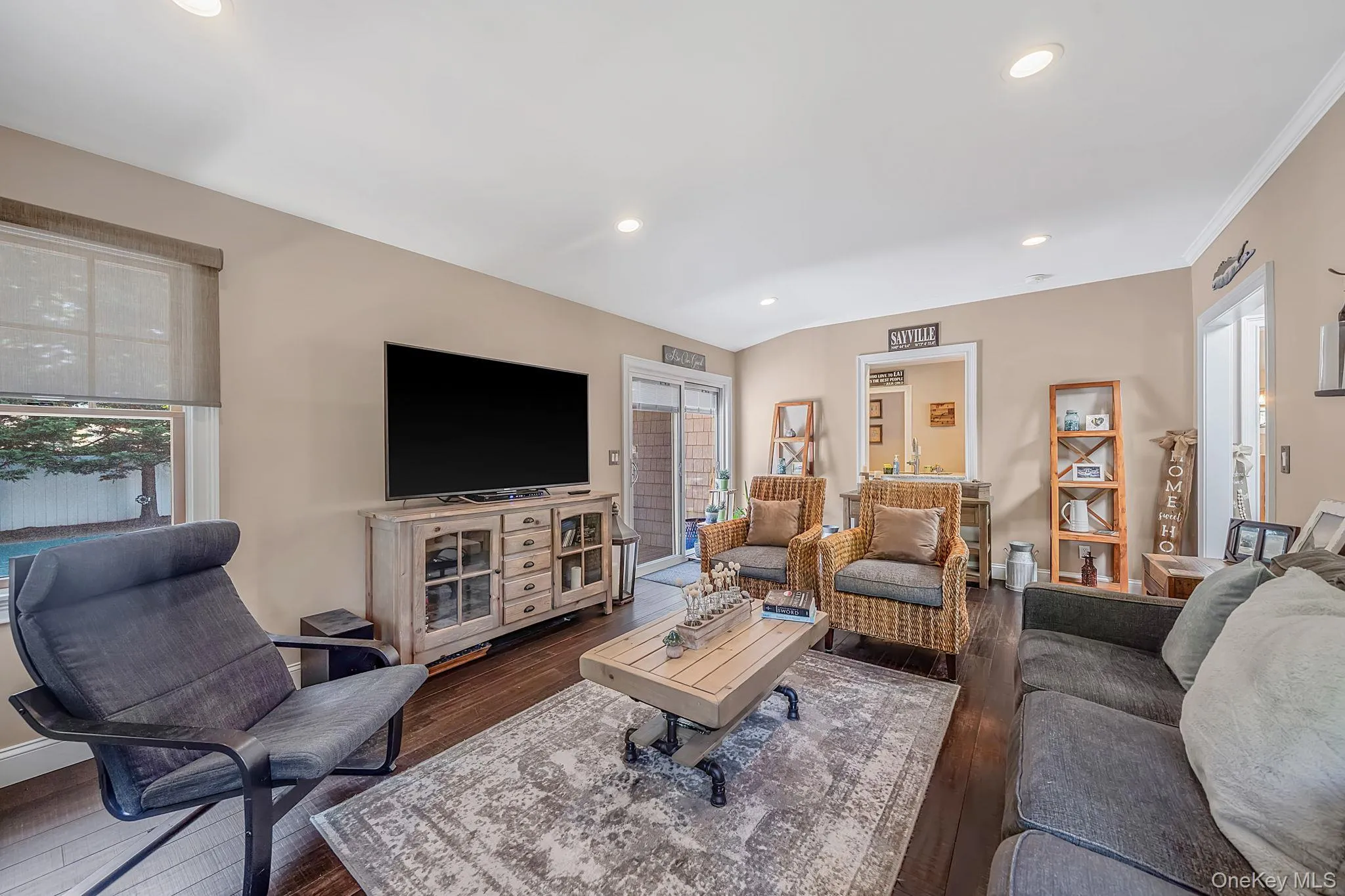 2 Pueblo Court, Islip, NY, 3 Bedrooms Bedrooms, 12 Rooms Rooms,2 BathroomsBathrooms,Residential,For Rent,Pueblo,0,1008991 2 Pueblo Court, Islip, NY, 3 Bedrooms Bedrooms, 12 Rooms Rooms,2 BathroomsBathrooms,Residential,For Rent,Pueblo,0,1008991