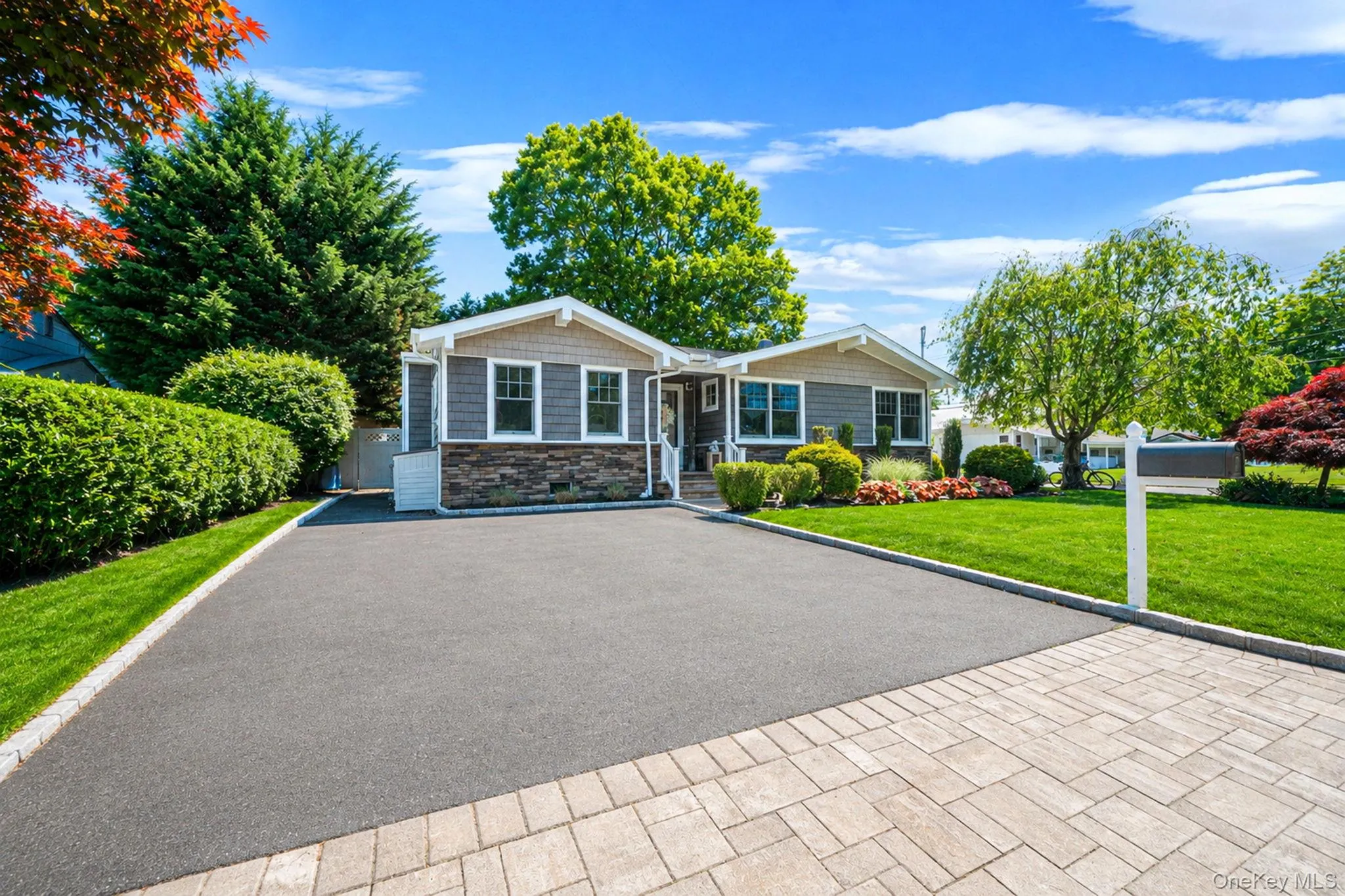 2 Pueblo Court, Islip, NY, 3 Bedrooms Bedrooms, 12 Rooms Rooms,2 BathroomsBathrooms,Residential,For Rent,Pueblo,0,1008991 2 Pueblo Court, Islip, NY, 3 Bedrooms Bedrooms, 12 Rooms Rooms,2 BathroomsBathrooms,Residential,For Rent,Pueblo,0,1008991