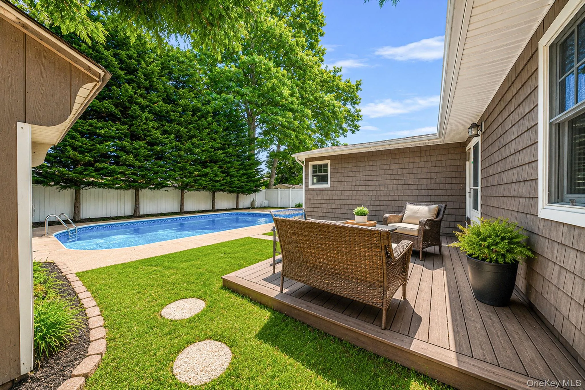 2 Pueblo Court, Islip, NY, 3 Bedrooms Bedrooms, 12 Rooms Rooms,2 BathroomsBathrooms,Residential,For Rent,Pueblo,0,1008991 2 Pueblo Court, Islip, NY, 3 Bedrooms Bedrooms, 12 Rooms Rooms,2 BathroomsBathrooms,Residential,For Rent,Pueblo,0,1008991