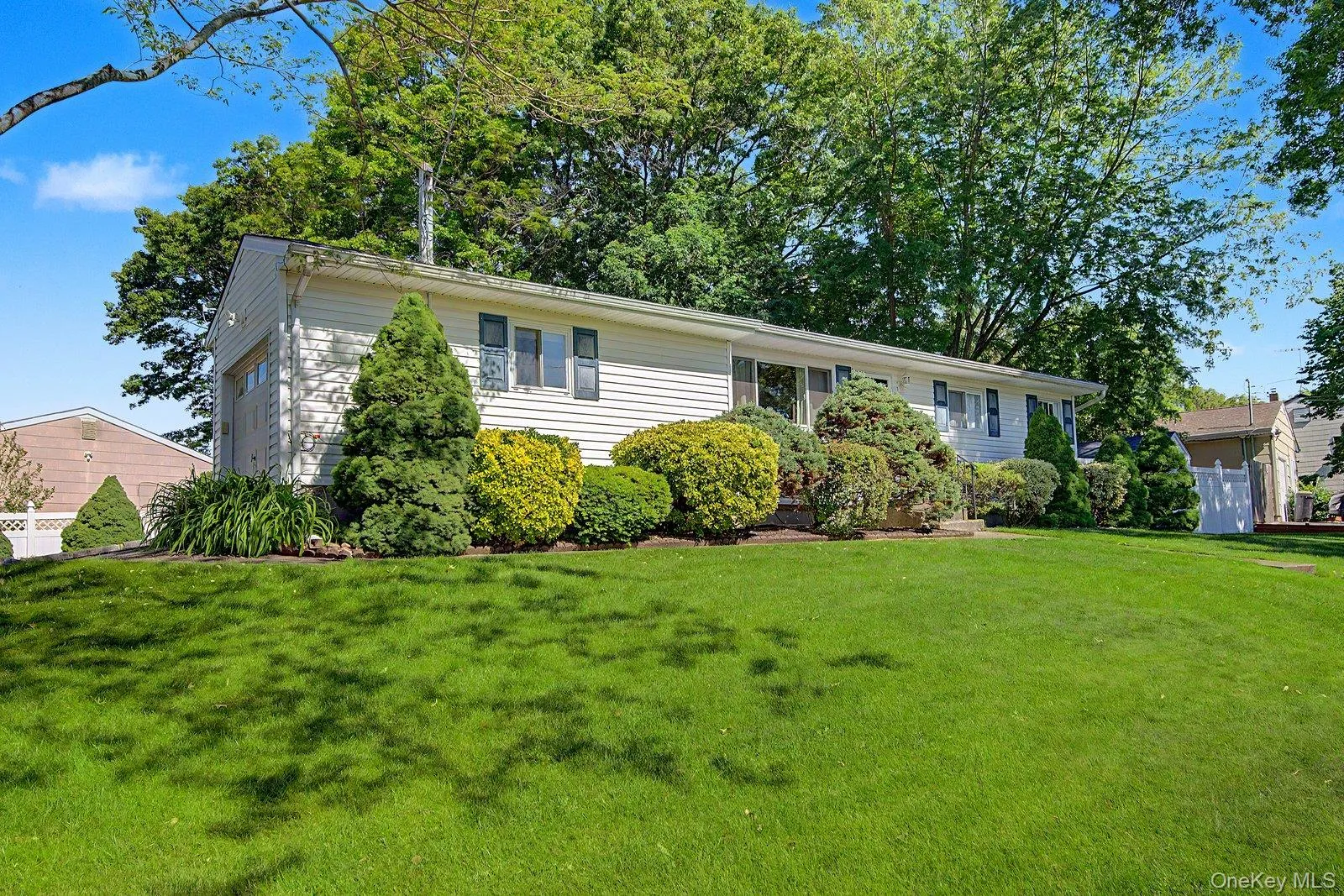 470 Ontario Street, Islip, NY, 3 Bedrooms Bedrooms, 9 Rooms Rooms,1 BathroomBathrooms,Residential,For Rent,Ontario,0,1008995 470 Ontario Street, Islip, NY, 3 Bedrooms Bedrooms, 9 Rooms Rooms,1 BathroomBathrooms,Residential,For Rent,Ontario,0,1008995
