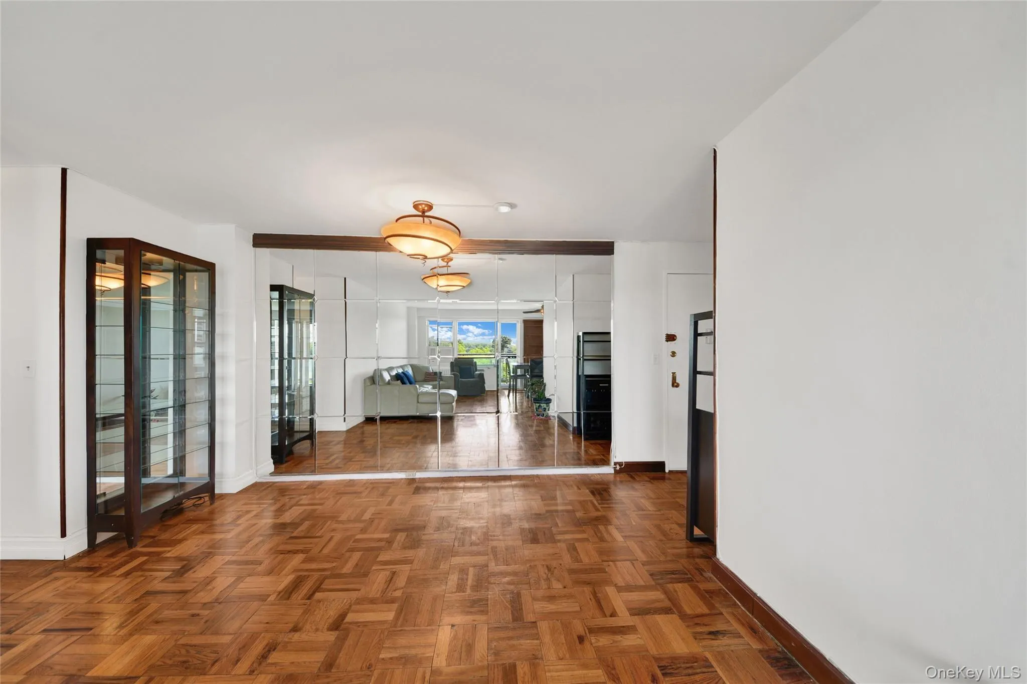 1853 Central Park Ave, Yonkers, NY, 3 Bedrooms Bedrooms, 6 Rooms Rooms,2 BathroomsBathrooms,Residential,For Rent,Central Park Ave,0,1009000 1853 Central Park Ave, Yonkers, NY, 3 Bedrooms Bedrooms, 6 Rooms Rooms,2 BathroomsBathrooms,Residential,For Rent,Central Park Ave,0,1009000