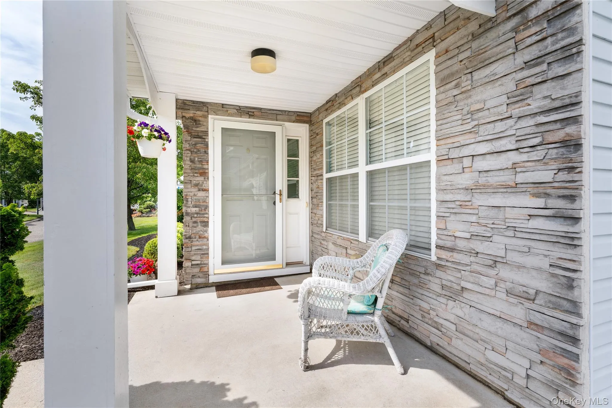 5 Robert Lane, Brookhaven, NY, 2 Bedrooms Bedrooms, 6 Rooms Rooms,2 BathroomsBathrooms,Residential,For Rent,Robert,0,1009003 5 Robert Lane, Brookhaven, NY, 2 Bedrooms Bedrooms, 6 Rooms Rooms,2 BathroomsBathrooms,Residential,For Rent,Robert,0,1009003