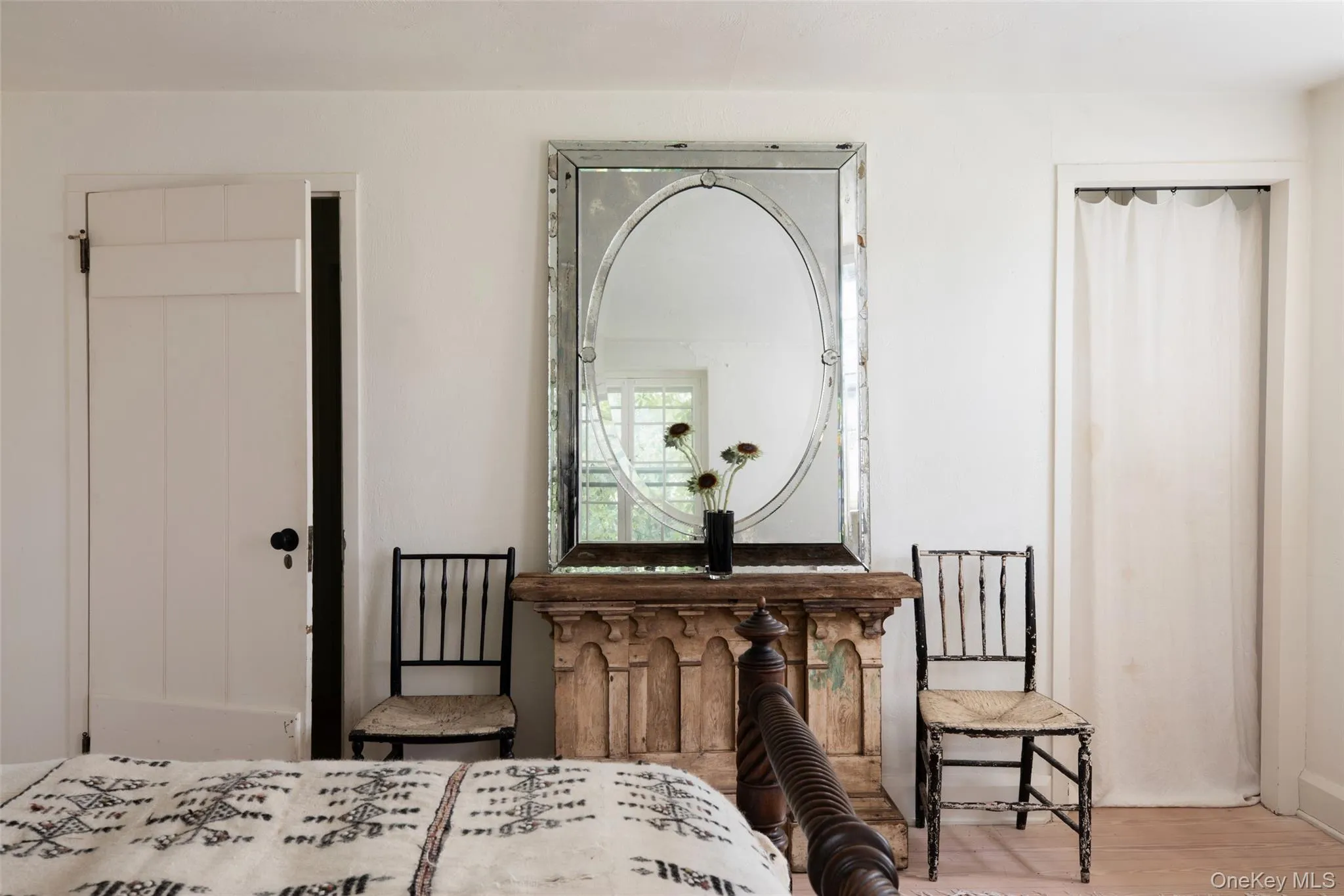 21-23 Library Lane, Woodstock, NY, 7 Bedrooms Bedrooms, 16 Rooms Rooms,4 BathroomsBathrooms,Residential,For Rent,Library Lane,0,1009009 21-23 Library Lane, Woodstock, NY, 7 Bedrooms Bedrooms, 16 Rooms Rooms,4 BathroomsBathrooms,Residential,For Rent,Library Lane,0,1009009