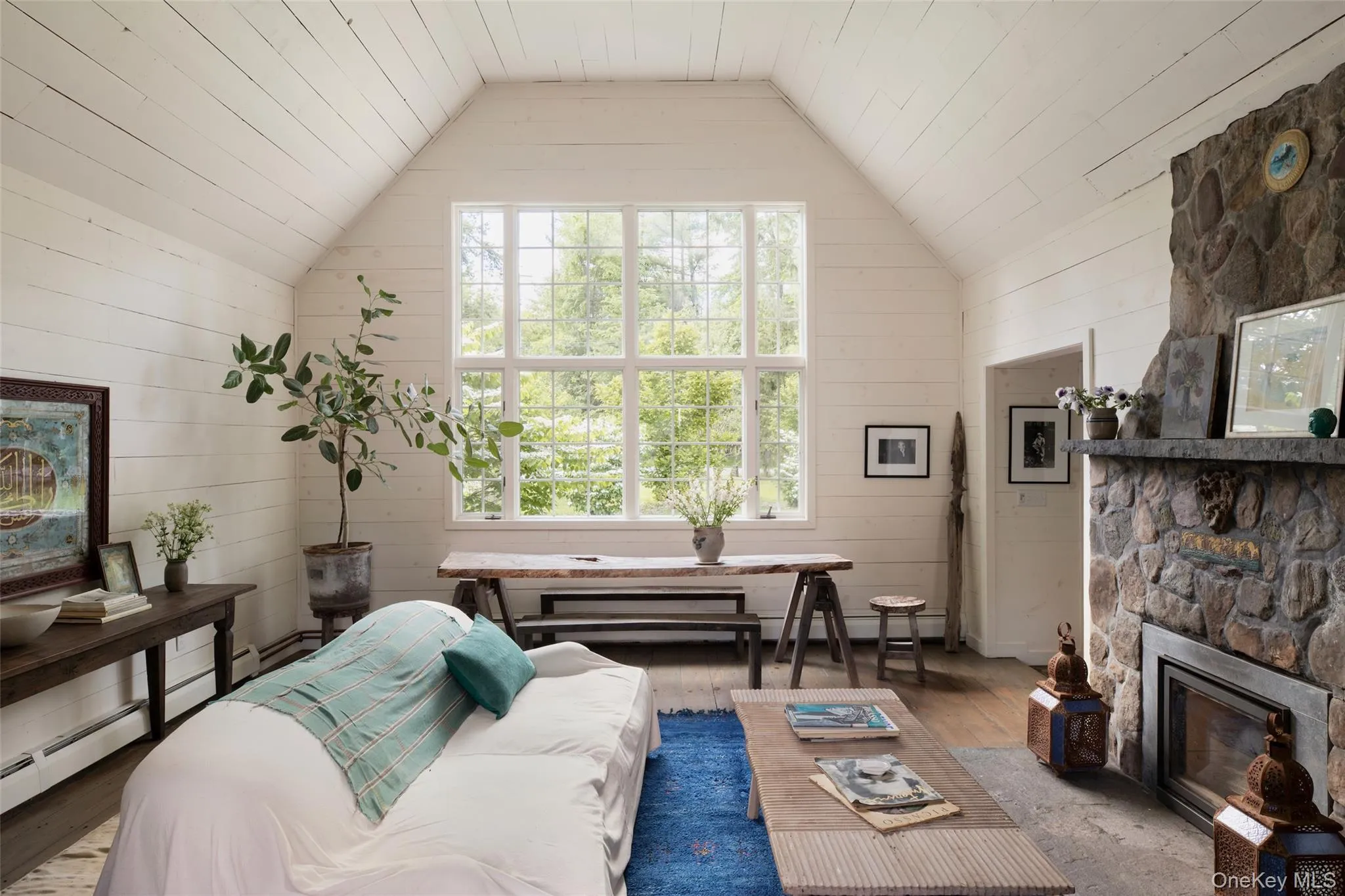 21-23 Library Lane, Woodstock, NY, 7 Bedrooms Bedrooms, 16 Rooms Rooms,4 BathroomsBathrooms,Residential,For Rent,Library Lane,0,1009009 21-23 Library Lane, Woodstock, NY, 7 Bedrooms Bedrooms, 16 Rooms Rooms,4 BathroomsBathrooms,Residential,For Rent,Library Lane,0,1009009