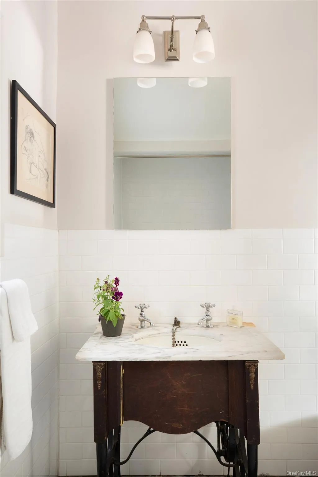 21-23 Library Lane, Woodstock, NY, 7 Bedrooms Bedrooms, 16 Rooms Rooms,4 BathroomsBathrooms,Residential,For Rent,Library Lane,0,1009009 21-23 Library Lane, Woodstock, NY, 7 Bedrooms Bedrooms, 16 Rooms Rooms,4 BathroomsBathrooms,Residential,For Rent,Library Lane,0,1009009