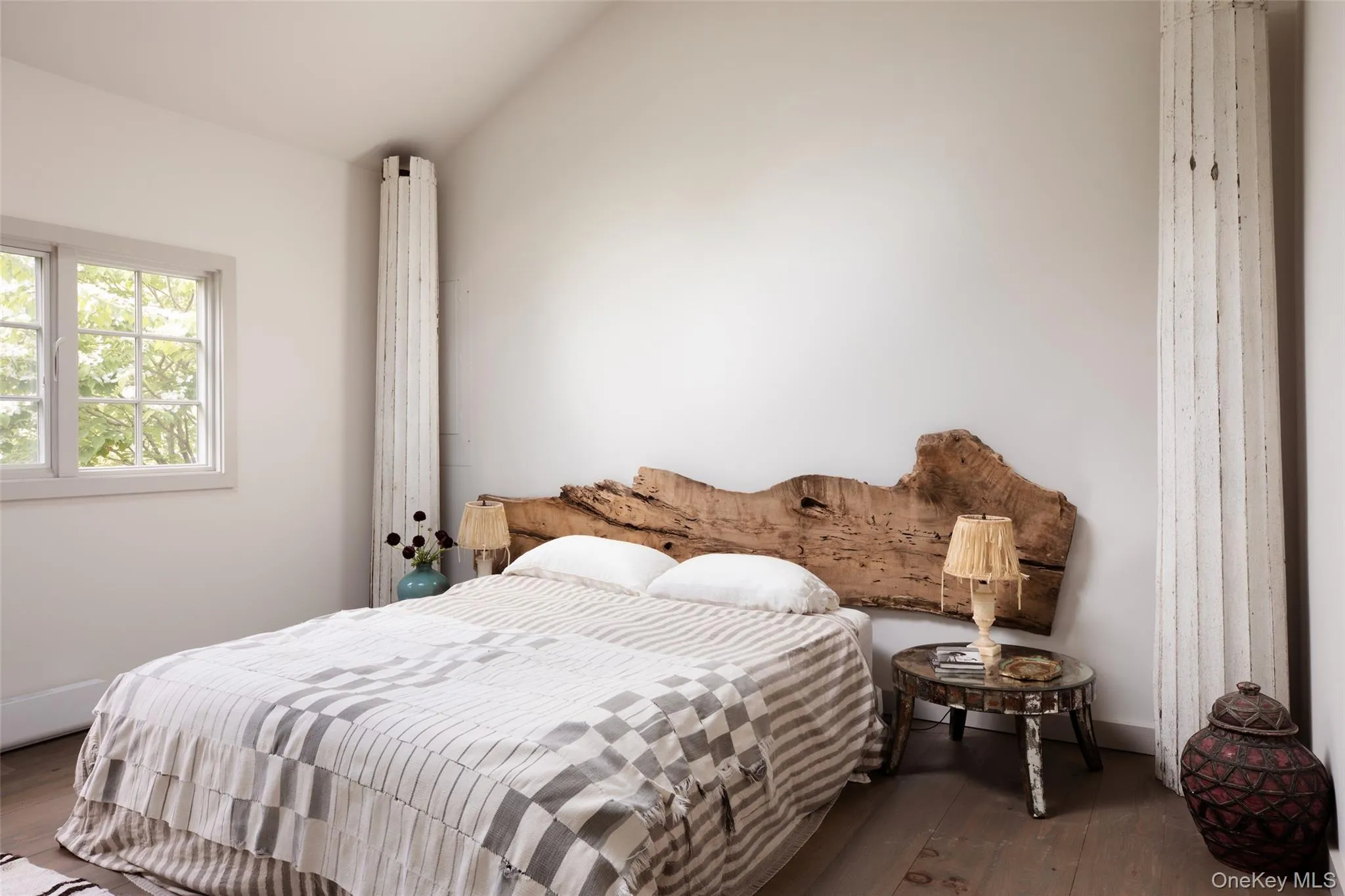 21-23 Library Lane, Woodstock, NY, 7 Bedrooms Bedrooms, 16 Rooms Rooms,4 BathroomsBathrooms,Residential,For Rent,Library Lane,0,1009009 21-23 Library Lane, Woodstock, NY, 7 Bedrooms Bedrooms, 16 Rooms Rooms,4 BathroomsBathrooms,Residential,For Rent,Library Lane,0,1009009