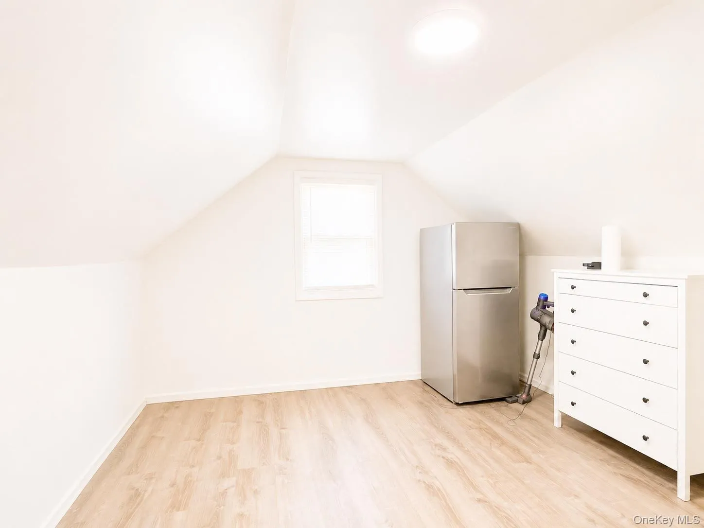 43 Mc Alester Avenue, Oyster Bay, NY, 4 Bedrooms Bedrooms, 7 Rooms Rooms,1 BathroomBathrooms,Residential,For Rent,Mc Alester,0,1009016 43 Mc Alester Avenue, Oyster Bay, NY, 4 Bedrooms Bedrooms, 7 Rooms Rooms,1 BathroomBathrooms,Residential,For Rent,Mc Alester,0,1009016
