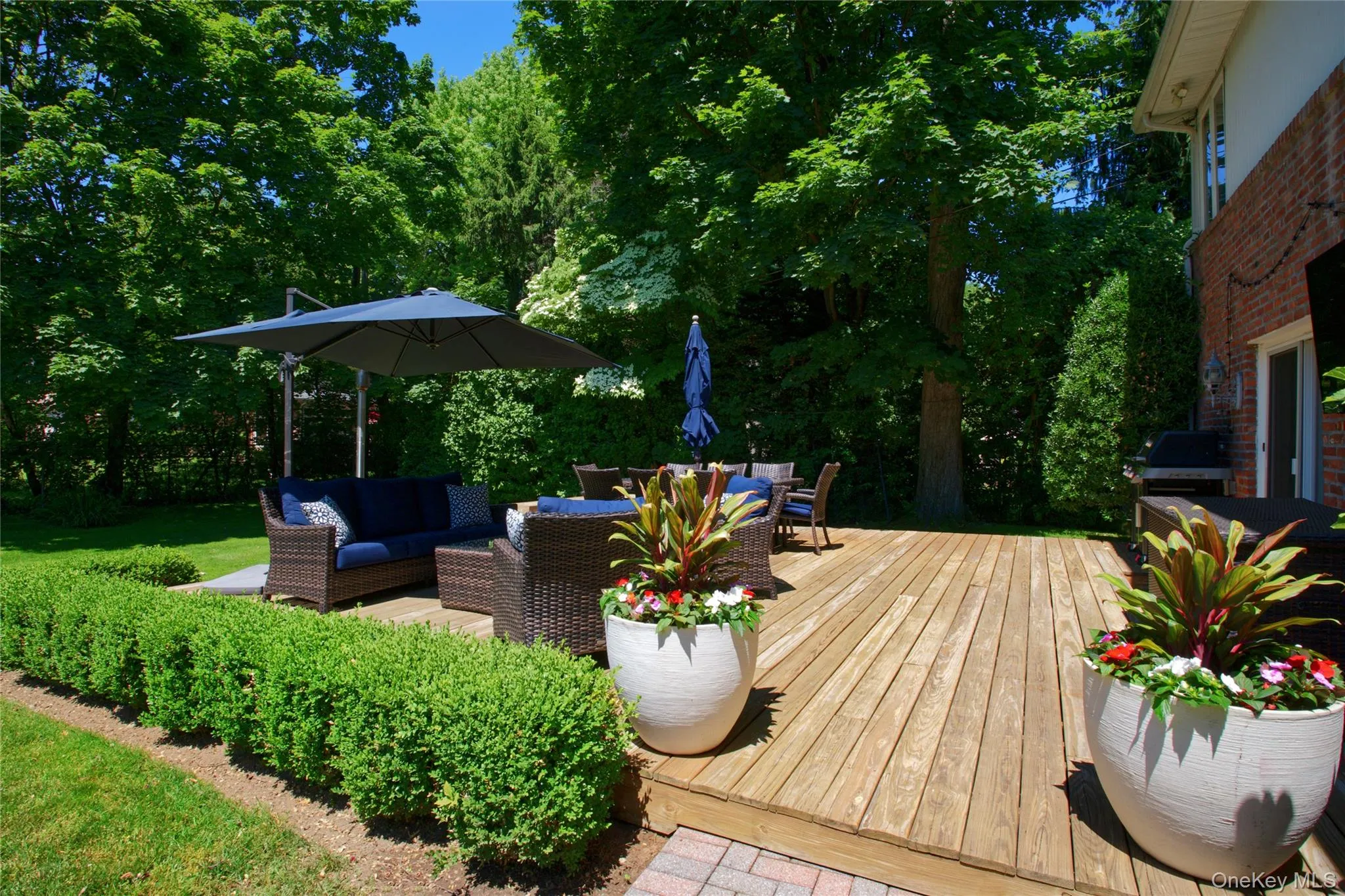 16 Cherrywood Lane, North Hempstead, NY, 3 Bedrooms Bedrooms, 8 Rooms Rooms,3 BathroomsBathrooms,Residential,For Rent,Cherrywood,0,1009018 16 Cherrywood Lane, North Hempstead, NY, 3 Bedrooms Bedrooms, 8 Rooms Rooms,3 BathroomsBathrooms,Residential,For Rent,Cherrywood,0,1009018