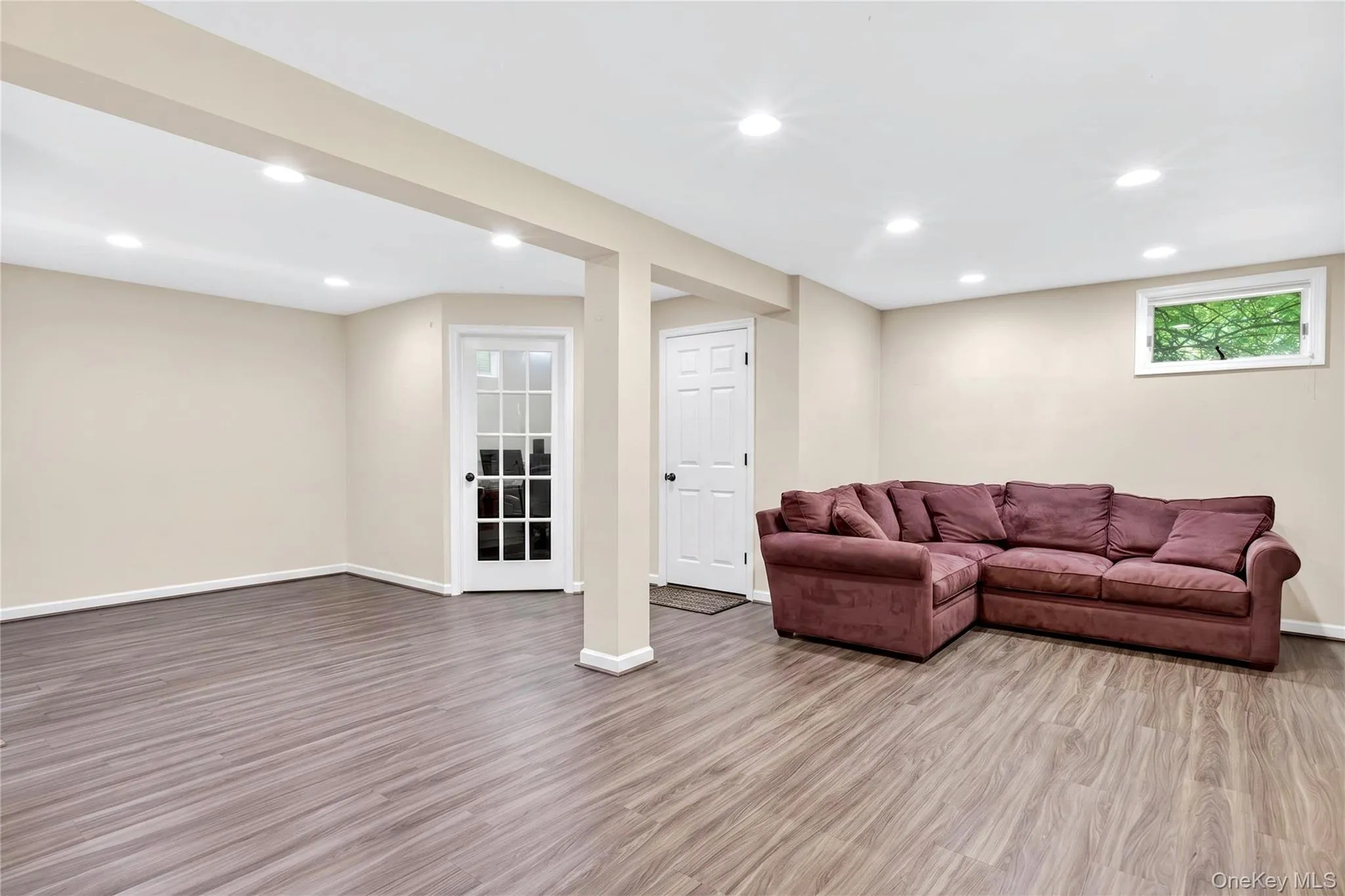 16 Cherrywood Lane, North Hempstead, NY, 3 Bedrooms Bedrooms, 8 Rooms Rooms,3 BathroomsBathrooms,Residential,For Rent,Cherrywood,0,1009018 16 Cherrywood Lane, North Hempstead, NY, 3 Bedrooms Bedrooms, 8 Rooms Rooms,3 BathroomsBathrooms,Residential,For Rent,Cherrywood,0,1009018