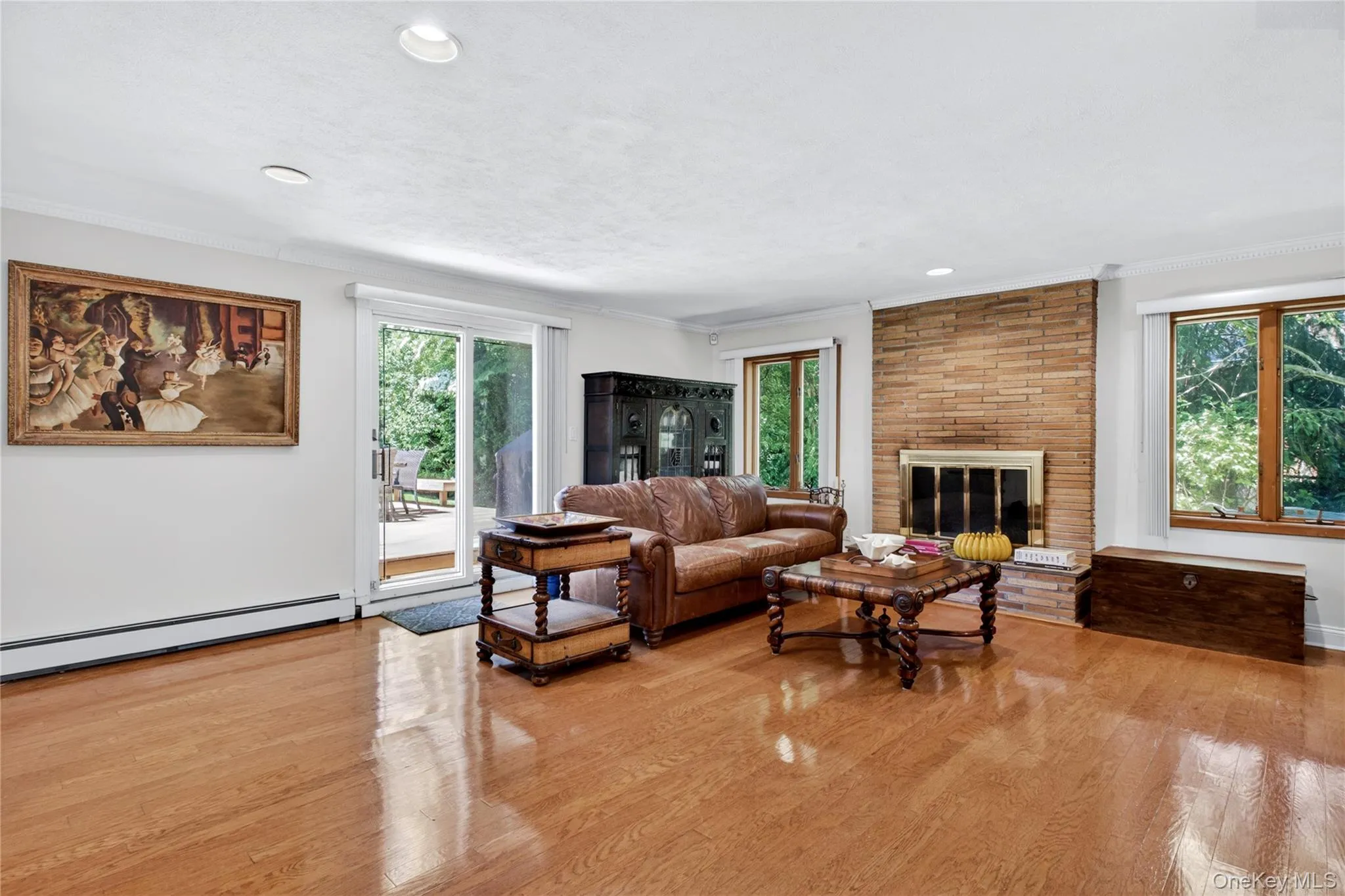 16 Cherrywood Lane, North Hempstead, NY, 3 Bedrooms Bedrooms, 8 Rooms Rooms,3 BathroomsBathrooms,Residential,For Rent,Cherrywood,0,1009018 16 Cherrywood Lane, North Hempstead, NY, 3 Bedrooms Bedrooms, 8 Rooms Rooms,3 BathroomsBathrooms,Residential,For Rent,Cherrywood,0,1009018