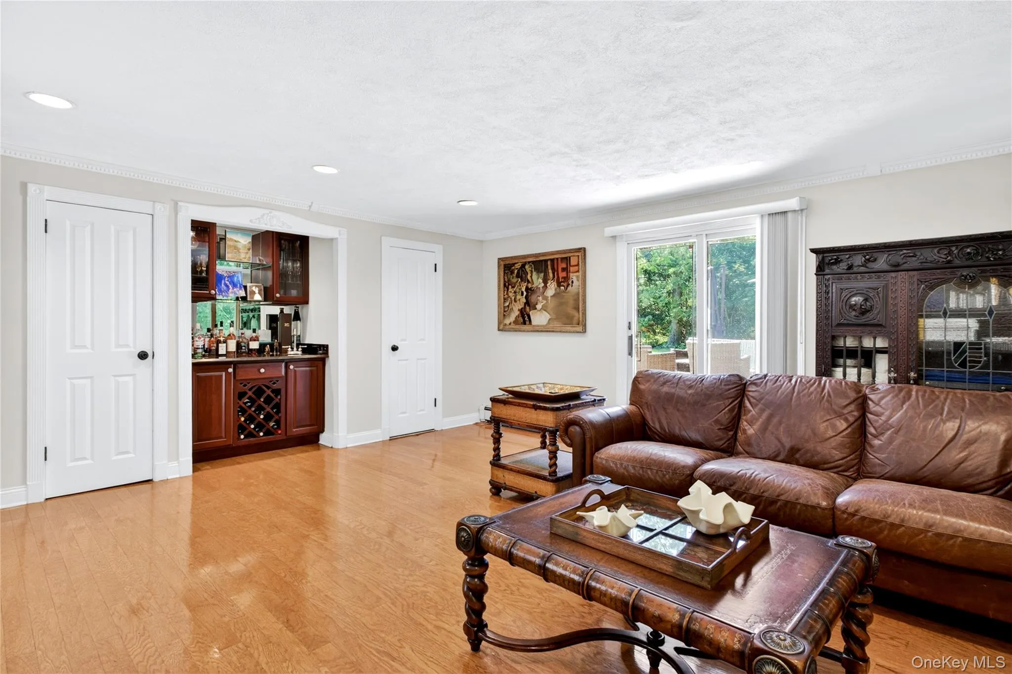 16 Cherrywood Lane, North Hempstead, NY, 3 Bedrooms Bedrooms, 8 Rooms Rooms,3 BathroomsBathrooms,Residential,For Rent,Cherrywood,0,1009018 16 Cherrywood Lane, North Hempstead, NY, 3 Bedrooms Bedrooms, 8 Rooms Rooms,3 BathroomsBathrooms,Residential,For Rent,Cherrywood,0,1009018