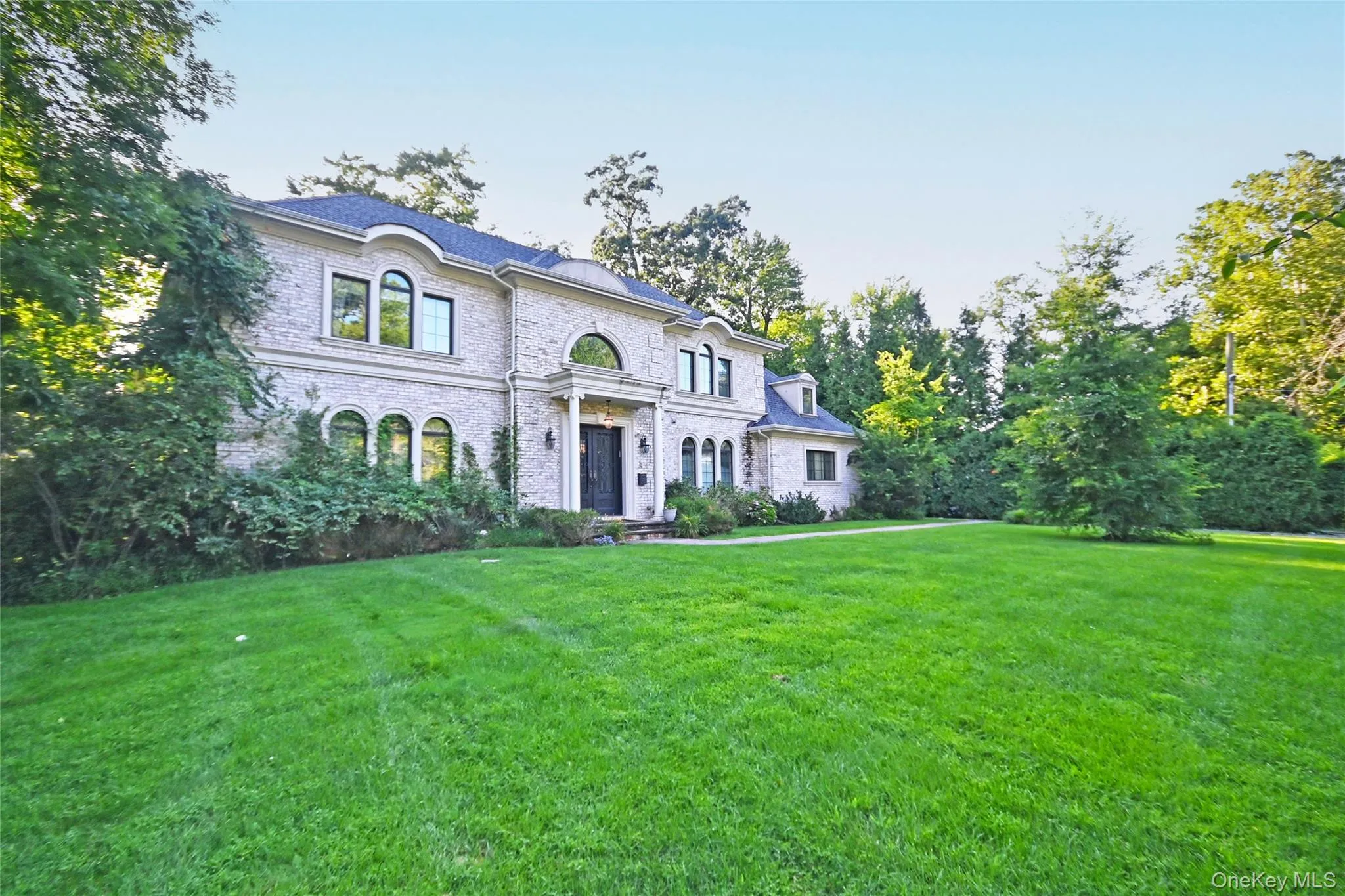 26 Spring Lane, North Hempstead, NY, 5 Bedrooms Bedrooms, 10 Rooms Rooms,4 BathroomsBathrooms,Residential Lease,For Rent,Spring,0,1009022 26 Spring Lane, North Hempstead, NY, 5 Bedrooms Bedrooms, 10 Rooms Rooms,4 BathroomsBathrooms,Residential Lease,For Rent,Spring,0,1009022
