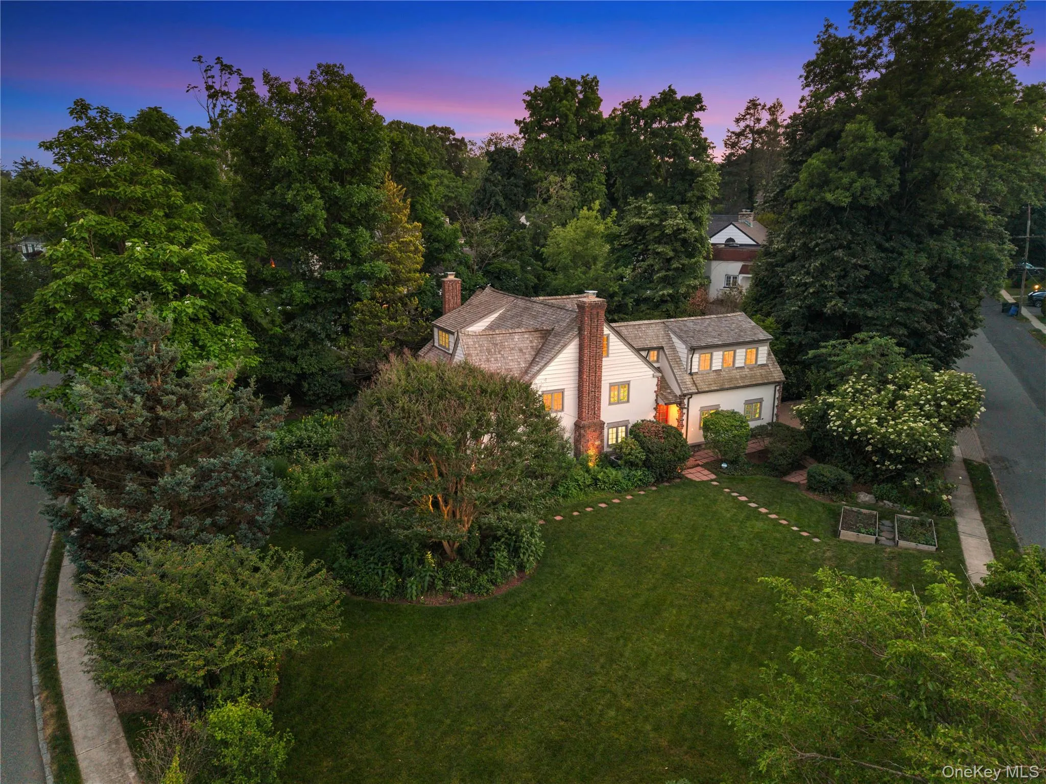 47 Brookside Drive, Mamaroneck, NY, 3 Bedrooms Bedrooms, 9 Rooms Rooms,2 BathroomsBathrooms,Residential,For Rent,Brookside,0,1009024 47 Brookside Drive, Mamaroneck, NY, 3 Bedrooms Bedrooms, 9 Rooms Rooms,2 BathroomsBathrooms,Residential,For Rent,Brookside,0,1009024