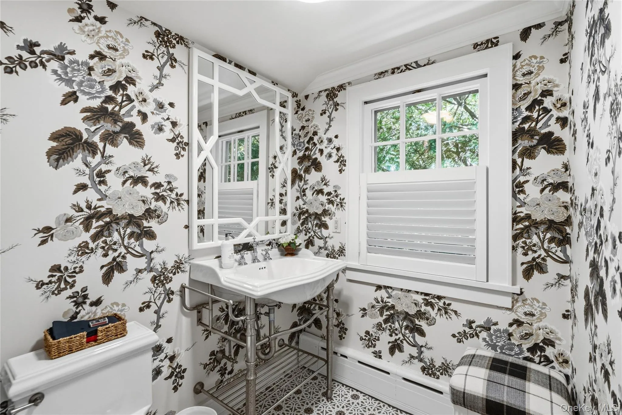 powder room powder room
