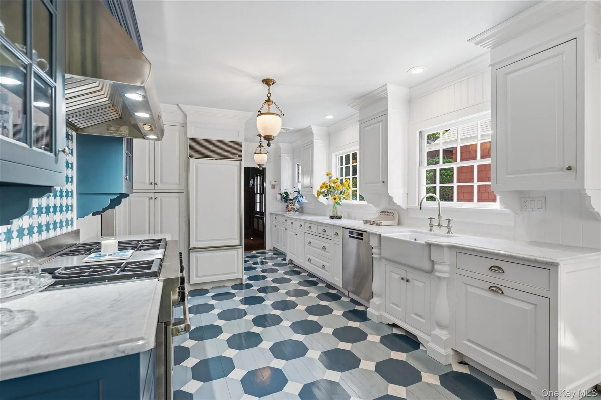 42 Hillcrest Avenue, North Hempstead, NY, 5 Bedrooms Bedrooms, 10 Rooms Rooms,3 BathroomsBathrooms,Residential,For Rent,Hillcrest,0,1009028 42 Hillcrest Avenue, North Hempstead, NY, 5 Bedrooms Bedrooms, 10 Rooms Rooms,3 BathroomsBathrooms,Residential,For Rent,Hillcrest,0,1009028