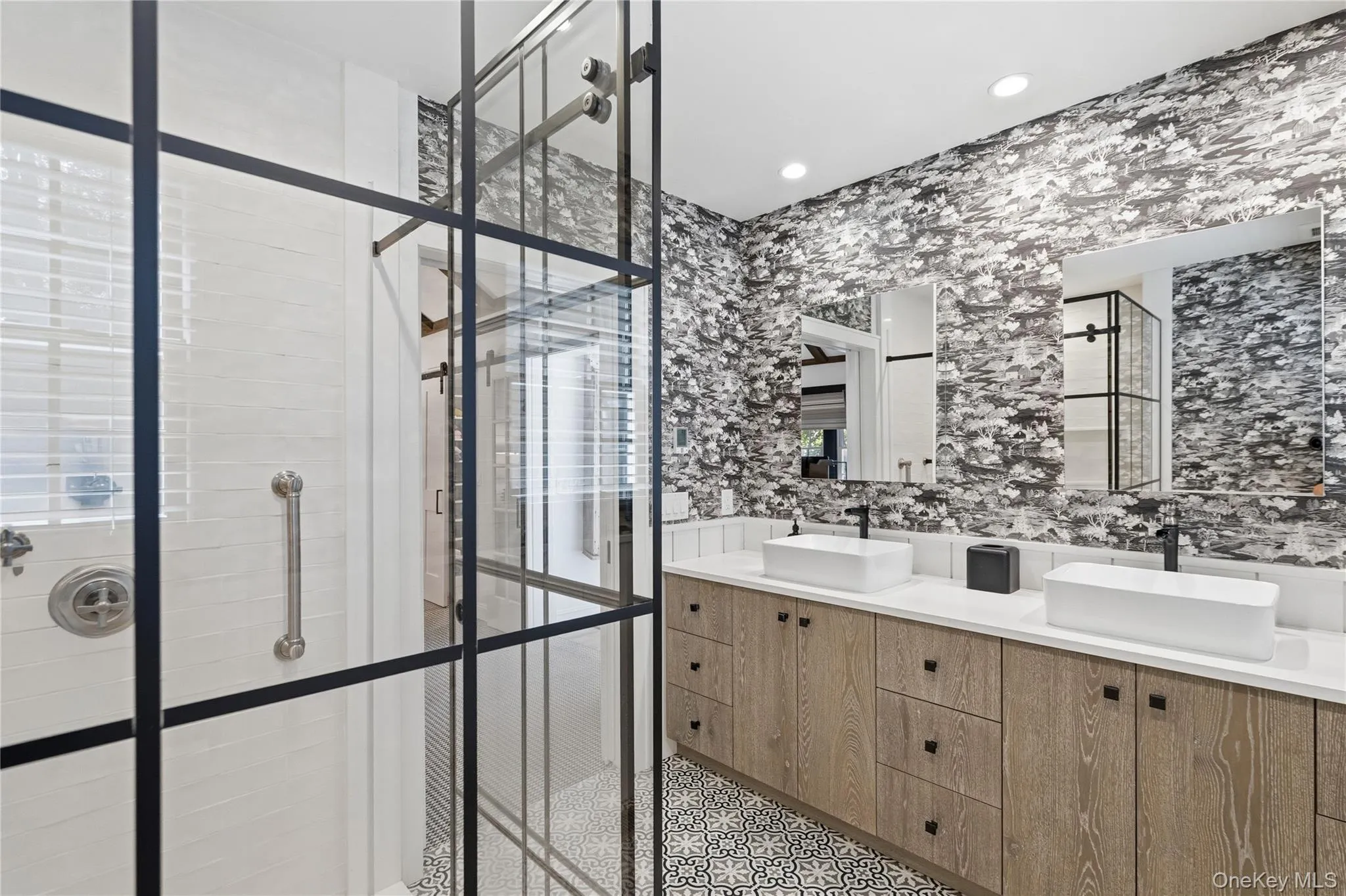 42 Hillcrest Avenue, North Hempstead, NY, 5 Bedrooms Bedrooms, 10 Rooms Rooms,3 BathroomsBathrooms,Residential,For Rent,Hillcrest,0,1009028 42 Hillcrest Avenue, North Hempstead, NY, 5 Bedrooms Bedrooms, 10 Rooms Rooms,3 BathroomsBathrooms,Residential,For Rent,Hillcrest,0,1009028