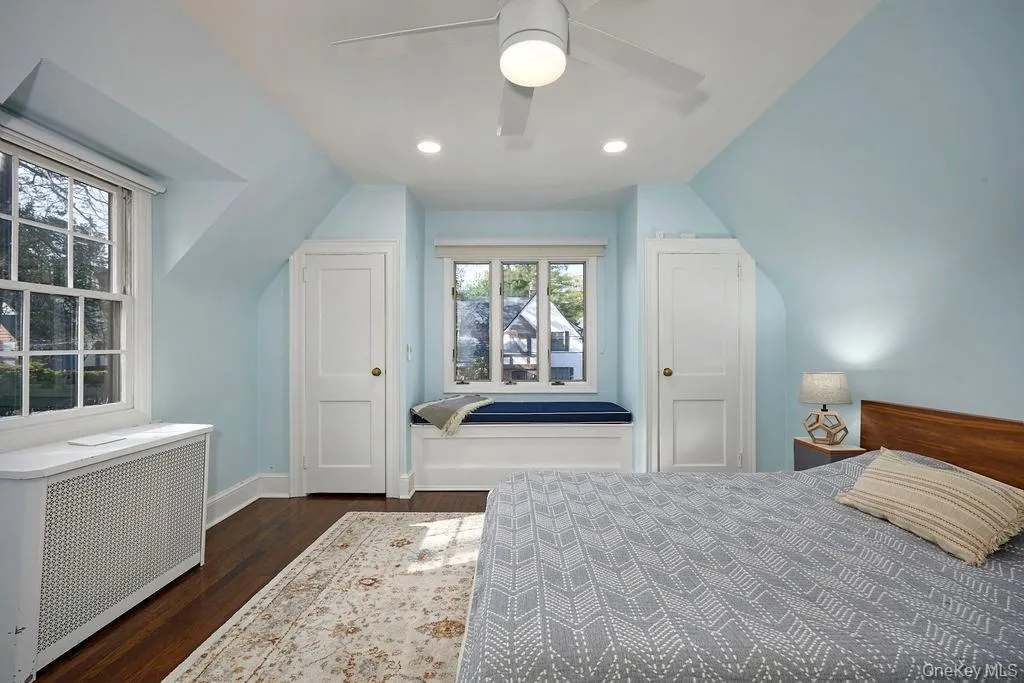 4 Glenwolde Park, Greenburgh, NY, 3 Bedrooms Bedrooms, 8 Rooms Rooms,2 BathroomsBathrooms,Residential Lease,For Rent,Glenwolde,0,1009030 4 Glenwolde Park, Greenburgh, NY, 3 Bedrooms Bedrooms, 8 Rooms Rooms,2 BathroomsBathrooms,Residential Lease,For Rent,Glenwolde,0,1009030