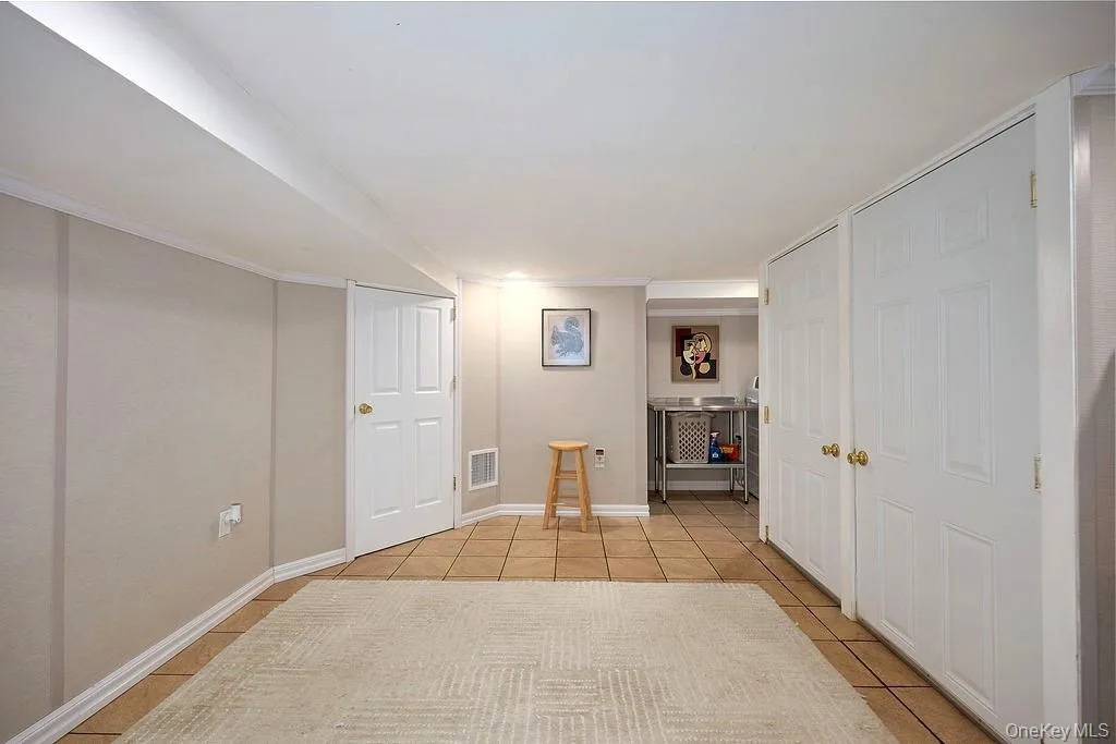4 Glenwolde Park, Greenburgh, NY, 3 Bedrooms Bedrooms, 8 Rooms Rooms,2 BathroomsBathrooms,Residential Lease,For Rent,Glenwolde,0,1009030 4 Glenwolde Park, Greenburgh, NY, 3 Bedrooms Bedrooms, 8 Rooms Rooms,2 BathroomsBathrooms,Residential Lease,For Rent,Glenwolde,0,1009030