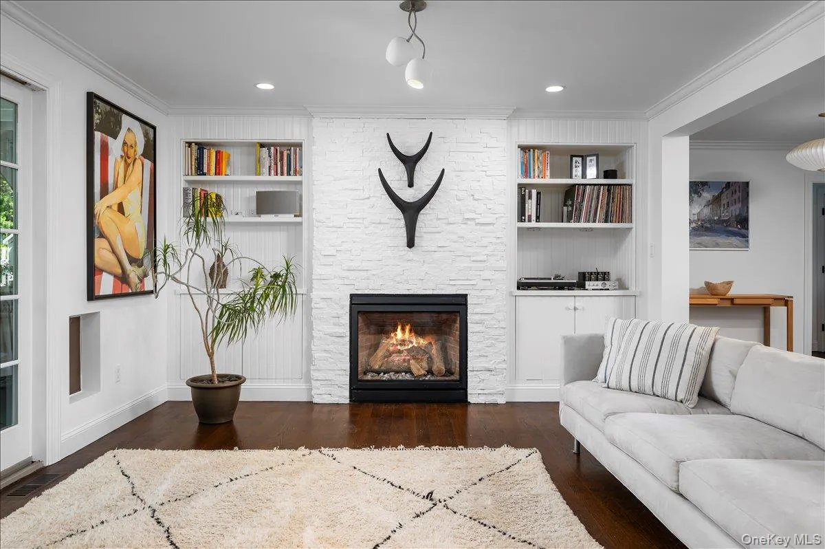 The Great Room with Fireplace The Great Room with Fireplace