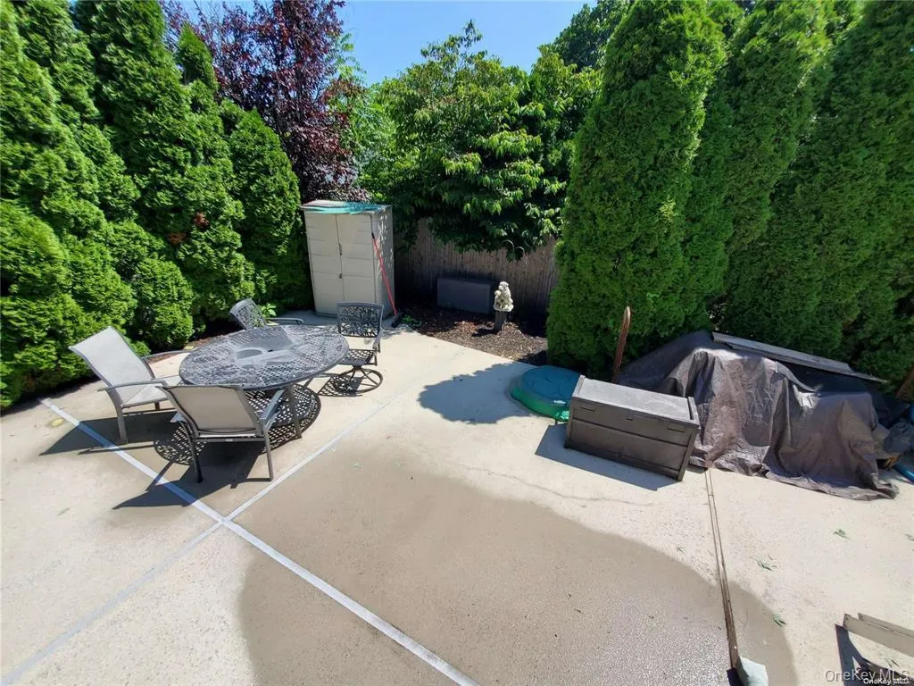 123 Maple Avenue, Brookhaven, NY, 1 Bedroom Bedrooms, 3 Rooms Rooms,1 BathroomBathrooms,Residential Lease,For Rent,Maple,0,1009034 123 Maple Avenue, Brookhaven, NY, 1 Bedroom Bedrooms, 3 Rooms Rooms,1 BathroomBathrooms,Residential Lease,For Rent,Maple,0,1009034