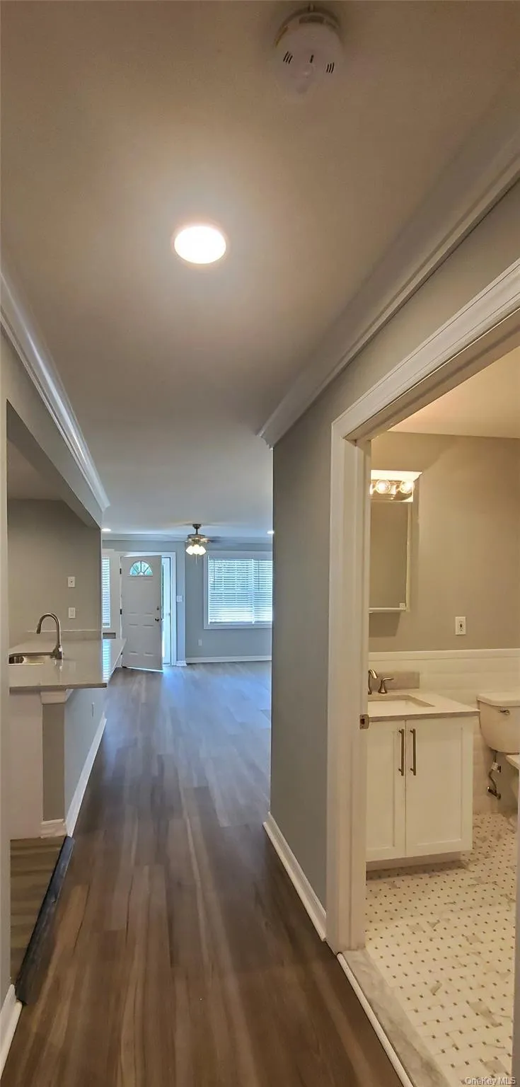81 Secatogue Avenue, Oyster Bay, NY, 2 Bedrooms Bedrooms, 4 Rooms Rooms,1 BathroomBathrooms,Residential Lease,For Rent,Secatogue,0,1009035 81 Secatogue Avenue, Oyster Bay, NY, 2 Bedrooms Bedrooms, 4 Rooms Rooms,1 BathroomBathrooms,Residential Lease,For Rent,Secatogue,0,1009035