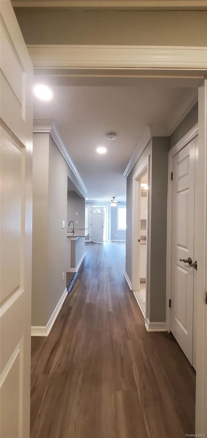 81 Secatogue Avenue, Oyster Bay, NY, 2 Bedrooms Bedrooms, 4 Rooms Rooms,1 BathroomBathrooms,Residential Lease,For Rent,Secatogue,0,1009035 81 Secatogue Avenue, Oyster Bay, NY, 2 Bedrooms Bedrooms, 4 Rooms Rooms,1 BathroomBathrooms,Residential Lease,For Rent,Secatogue,0,1009035