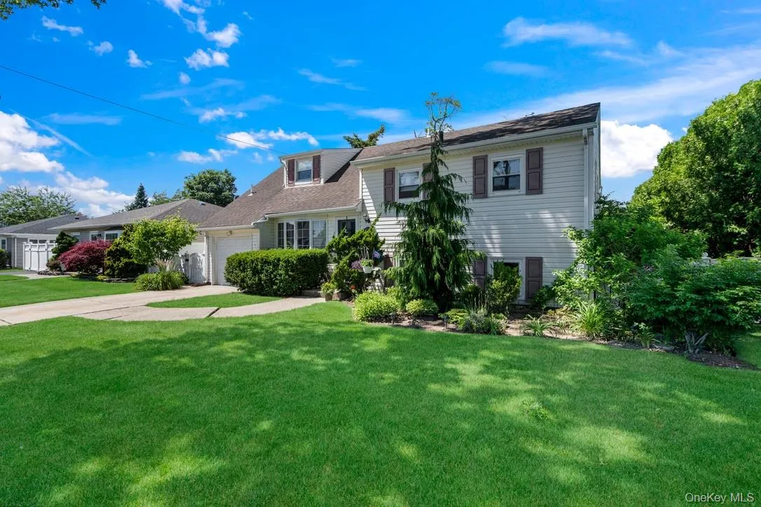 3589 Wyanet Street, Hempstead, NY, 4 Bedrooms Bedrooms, 12 Rooms Rooms,2 BathroomsBathrooms,Residential,For Rent,Wyanet,0,1009036 3589 Wyanet Street, Hempstead, NY, 4 Bedrooms Bedrooms, 12 Rooms Rooms,2 BathroomsBathrooms,Residential,For Rent,Wyanet,0,1009036