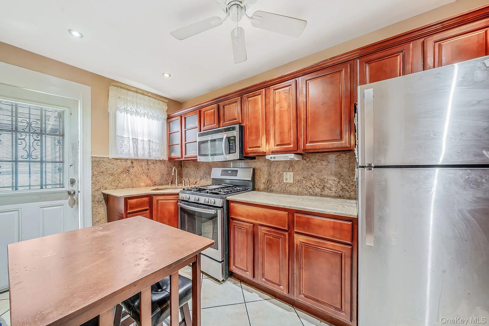 1678 Brooklyn Avenue, New York, NY, 3 Bedrooms Bedrooms, 9 Rooms Rooms,1 BathroomBathrooms,Residential,For Rent,Brooklyn,0,1009037 1678 Brooklyn Avenue, New York, NY, 3 Bedrooms Bedrooms, 9 Rooms Rooms,1 BathroomBathrooms,Residential,For Rent,Brooklyn,0,1009037