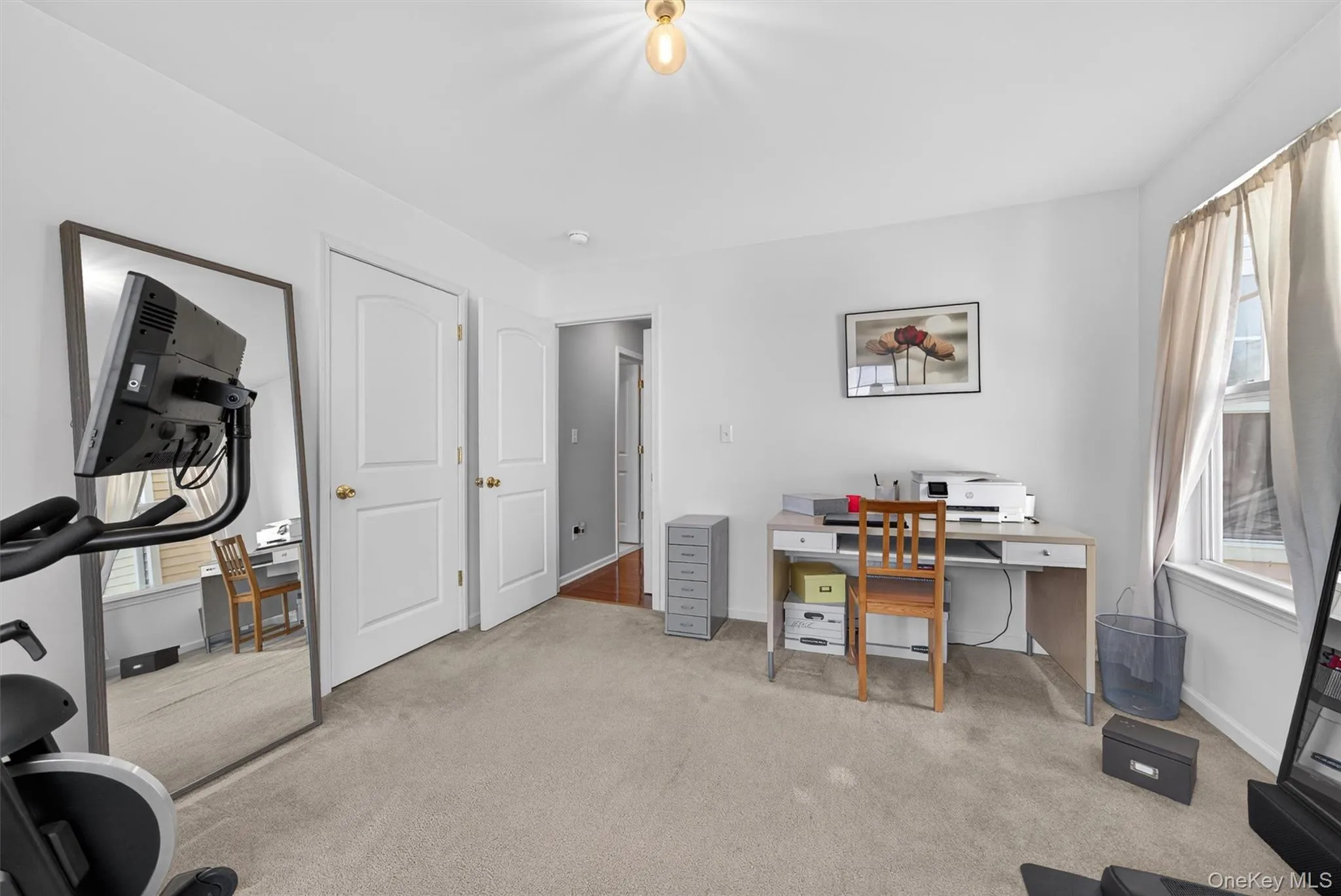 Third bedroom with huge windows and walk in closet Third bedroom with huge windows and walk in closet