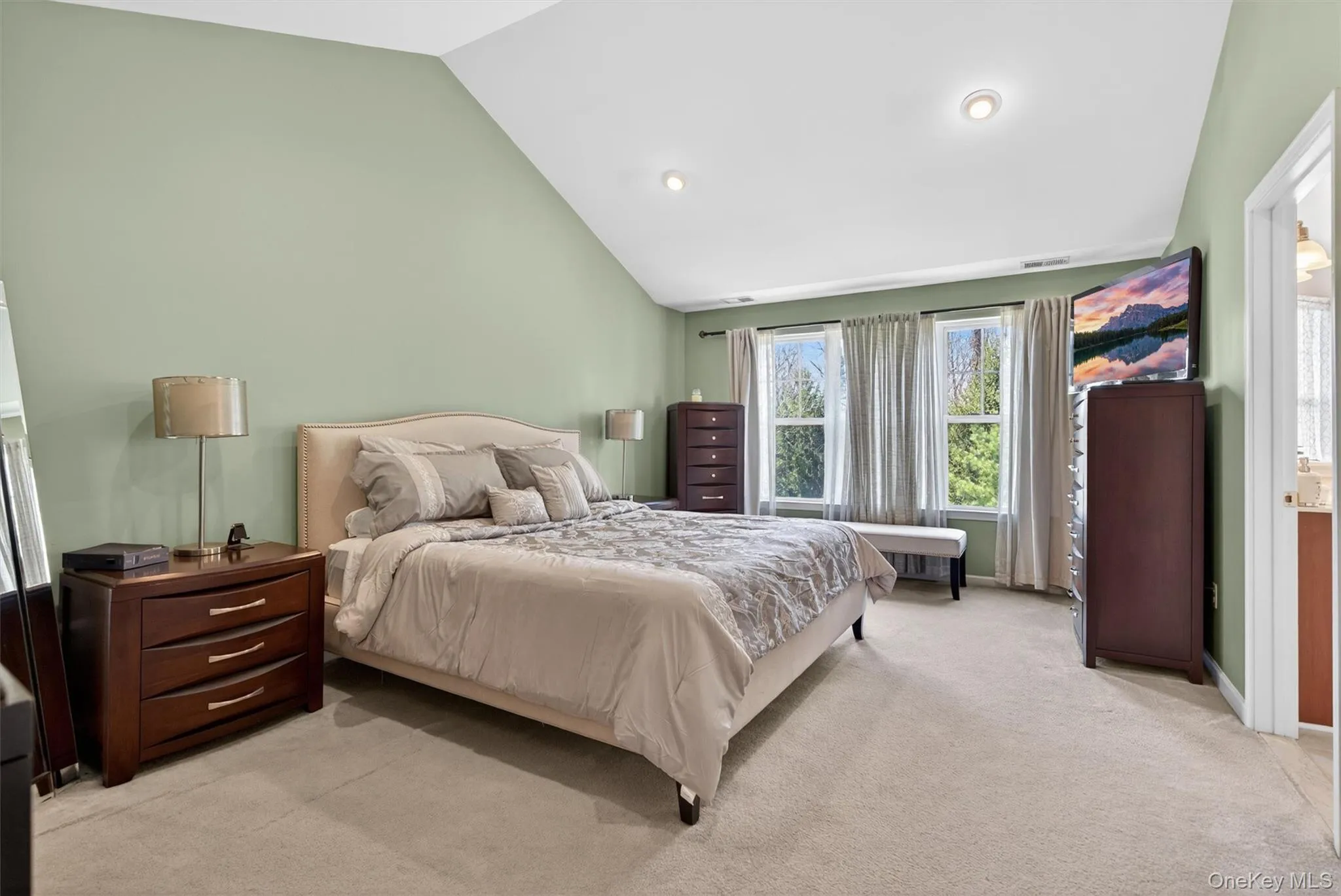 Ginormous, primary bedroom with high ceilings and recessed lighti9ng Ginormous, primary bedroom with high ceilings and recessed lighti9ng