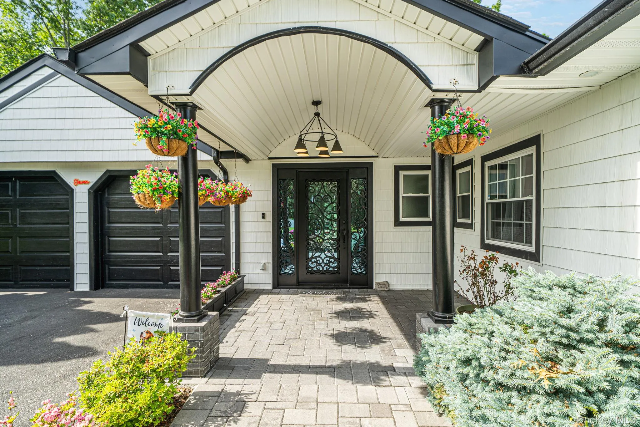 Beautiful front porch Beautiful front porch