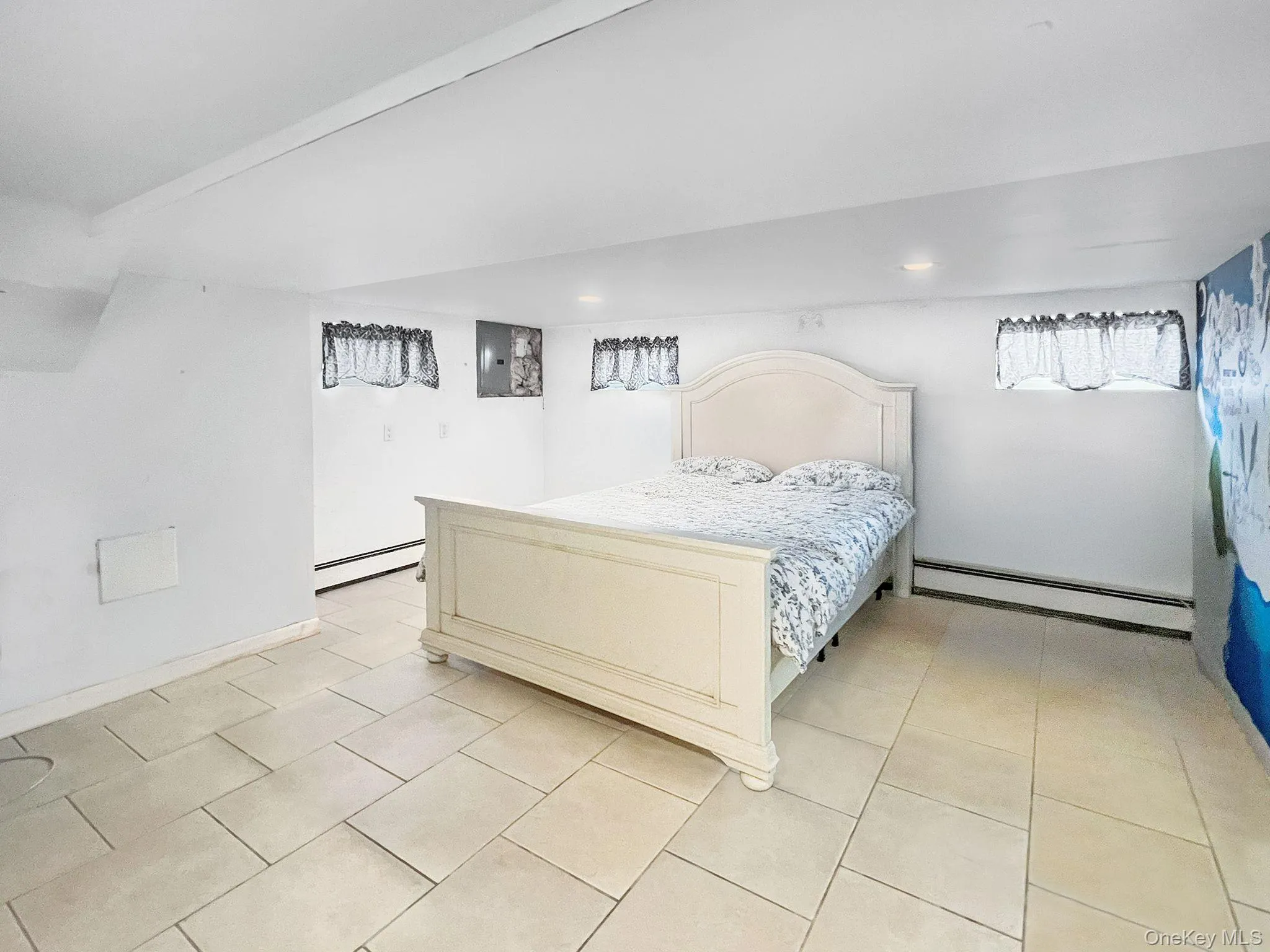 3321 Murdock Avenue, Hempstead, NY, 3 Bedrooms Bedrooms, 5 Rooms Rooms,2 BathroomsBathrooms,Residential,For Rent,Murdock,0,1009043 3321 Murdock Avenue, Hempstead, NY, 3 Bedrooms Bedrooms, 5 Rooms Rooms,2 BathroomsBathrooms,Residential,For Rent,Murdock,0,1009043