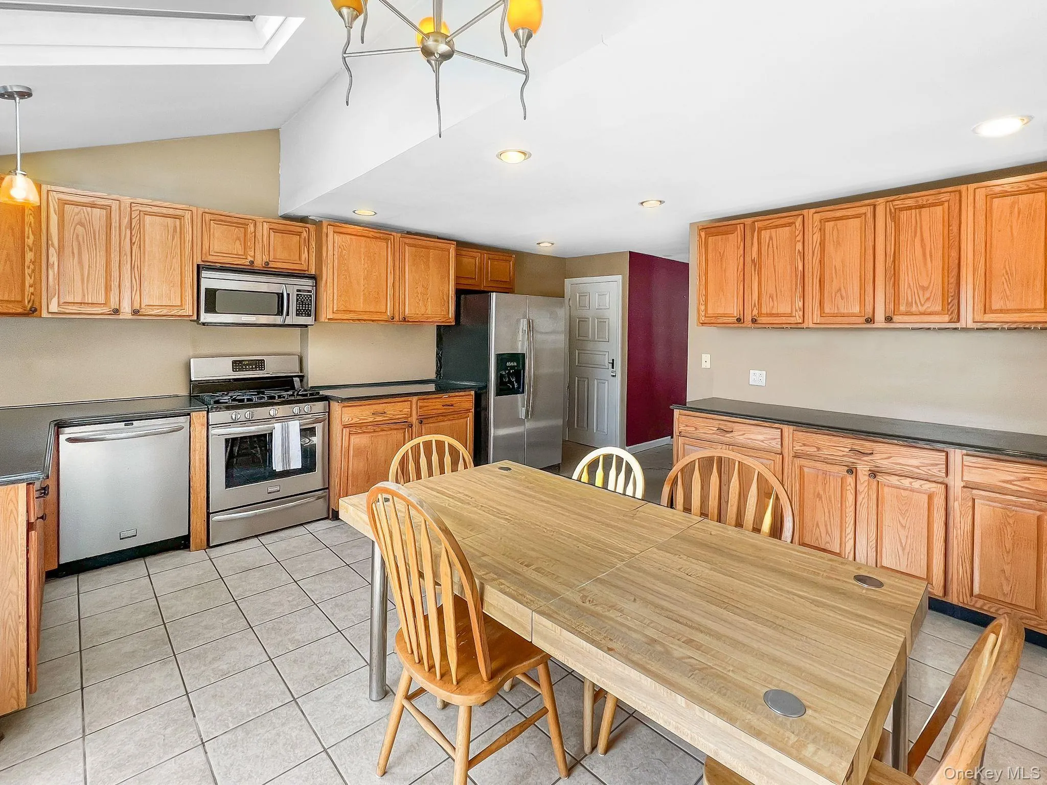 3321 Murdock Avenue, Hempstead, NY, 3 Bedrooms Bedrooms, 5 Rooms Rooms,2 BathroomsBathrooms,Residential,For Rent,Murdock,0,1009043 3321 Murdock Avenue, Hempstead, NY, 3 Bedrooms Bedrooms, 5 Rooms Rooms,2 BathroomsBathrooms,Residential,For Rent,Murdock,0,1009043