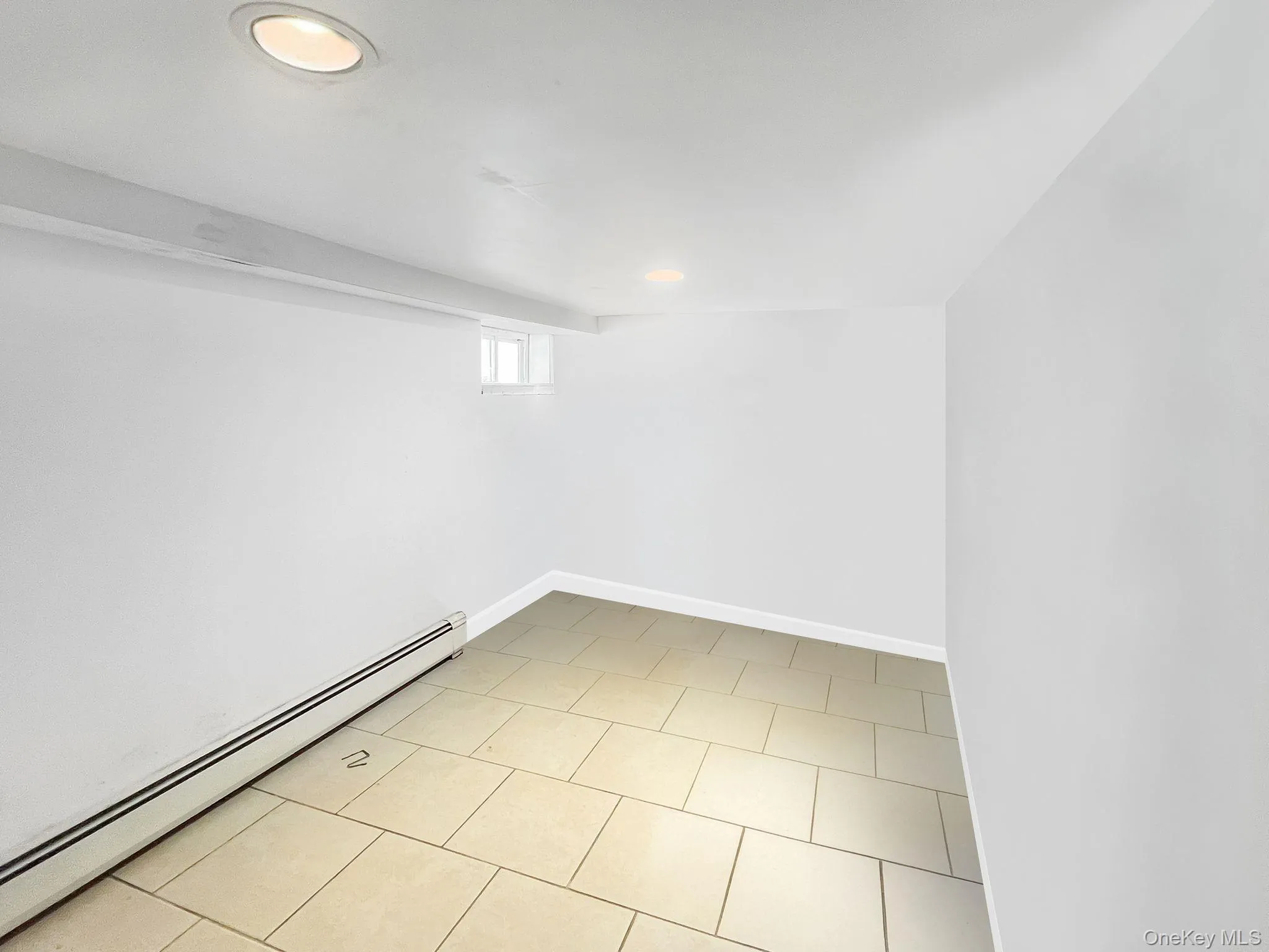 3321 Murdock Avenue, Hempstead, NY, 3 Bedrooms Bedrooms, 5 Rooms Rooms,2 BathroomsBathrooms,Residential,For Rent,Murdock,0,1009043 3321 Murdock Avenue, Hempstead, NY, 3 Bedrooms Bedrooms, 5 Rooms Rooms,2 BathroomsBathrooms,Residential,For Rent,Murdock,0,1009043