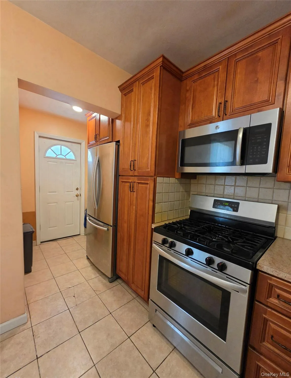 84-11 Sutter Avenue, New York, NY, 3 Bedrooms Bedrooms, 10 Rooms Rooms,1 BathroomBathrooms,Residential,For Rent,Sutter,0,1009052 84-11 Sutter Avenue, New York, NY, 3 Bedrooms Bedrooms, 10 Rooms Rooms,1 BathroomBathrooms,Residential,For Rent,Sutter,0,1009052
