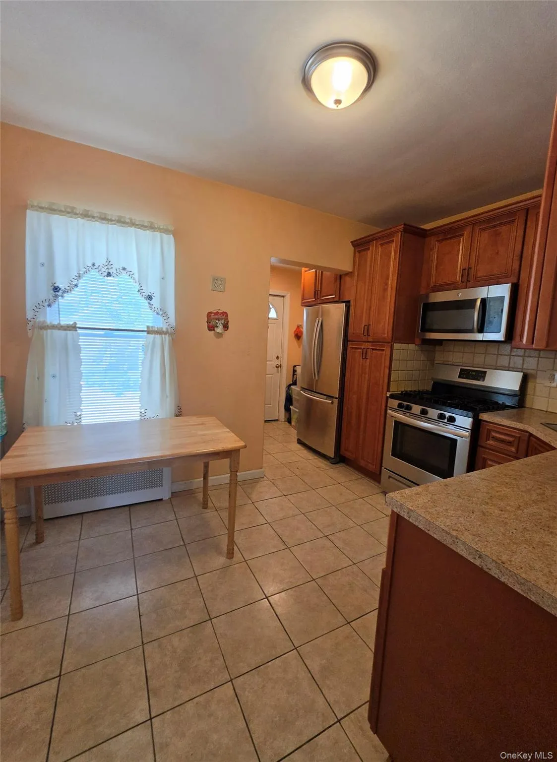 84-11 Sutter Avenue, New York, NY, 3 Bedrooms Bedrooms, 10 Rooms Rooms,1 BathroomBathrooms,Residential,For Rent,Sutter,0,1009052 84-11 Sutter Avenue, New York, NY, 3 Bedrooms Bedrooms, 10 Rooms Rooms,1 BathroomBathrooms,Residential,For Rent,Sutter,0,1009052