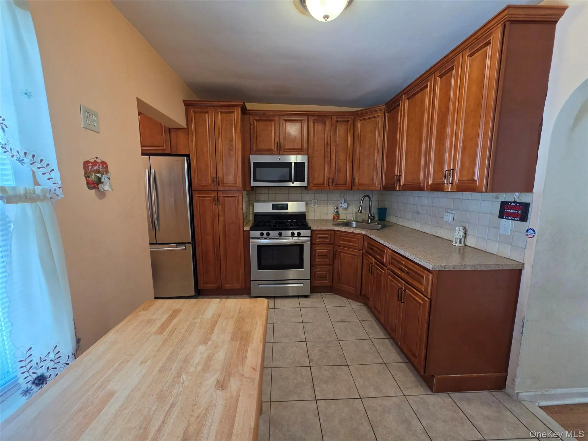 84-11 Sutter Avenue, New York, NY, 3 Bedrooms Bedrooms, 10 Rooms Rooms,1 BathroomBathrooms,Residential,For Rent,Sutter,0,1009052 84-11 Sutter Avenue, New York, NY, 3 Bedrooms Bedrooms, 10 Rooms Rooms,1 BathroomBathrooms,Residential,For Rent,Sutter,0,1009052