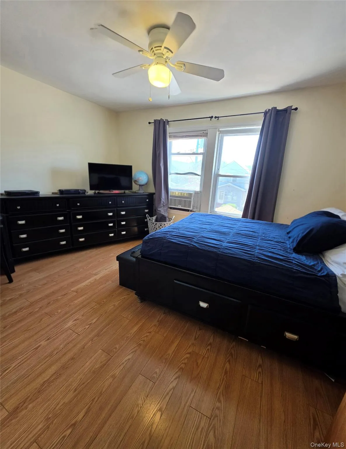 84-11 Sutter Avenue, New York, NY, 3 Bedrooms Bedrooms, 10 Rooms Rooms,1 BathroomBathrooms,Residential,For Rent,Sutter,0,1009052 84-11 Sutter Avenue, New York, NY, 3 Bedrooms Bedrooms, 10 Rooms Rooms,1 BathroomBathrooms,Residential,For Rent,Sutter,0,1009052