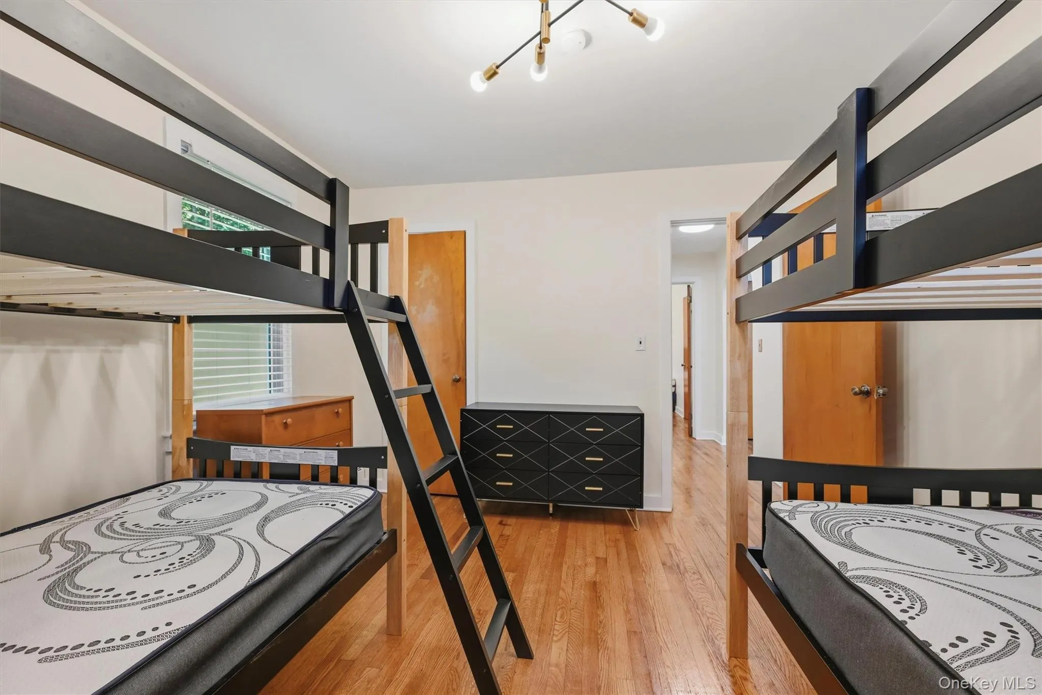 21 Hillside Avenue, Fallsburg, NY, 2 Bedrooms Bedrooms, 4 Rooms Rooms,1 BathroomBathrooms,Residential,For Rent,Hillside,0,1009057 21 Hillside Avenue, Fallsburg, NY, 2 Bedrooms Bedrooms, 4 Rooms Rooms,1 BathroomBathrooms,Residential,For Rent,Hillside,0,1009057