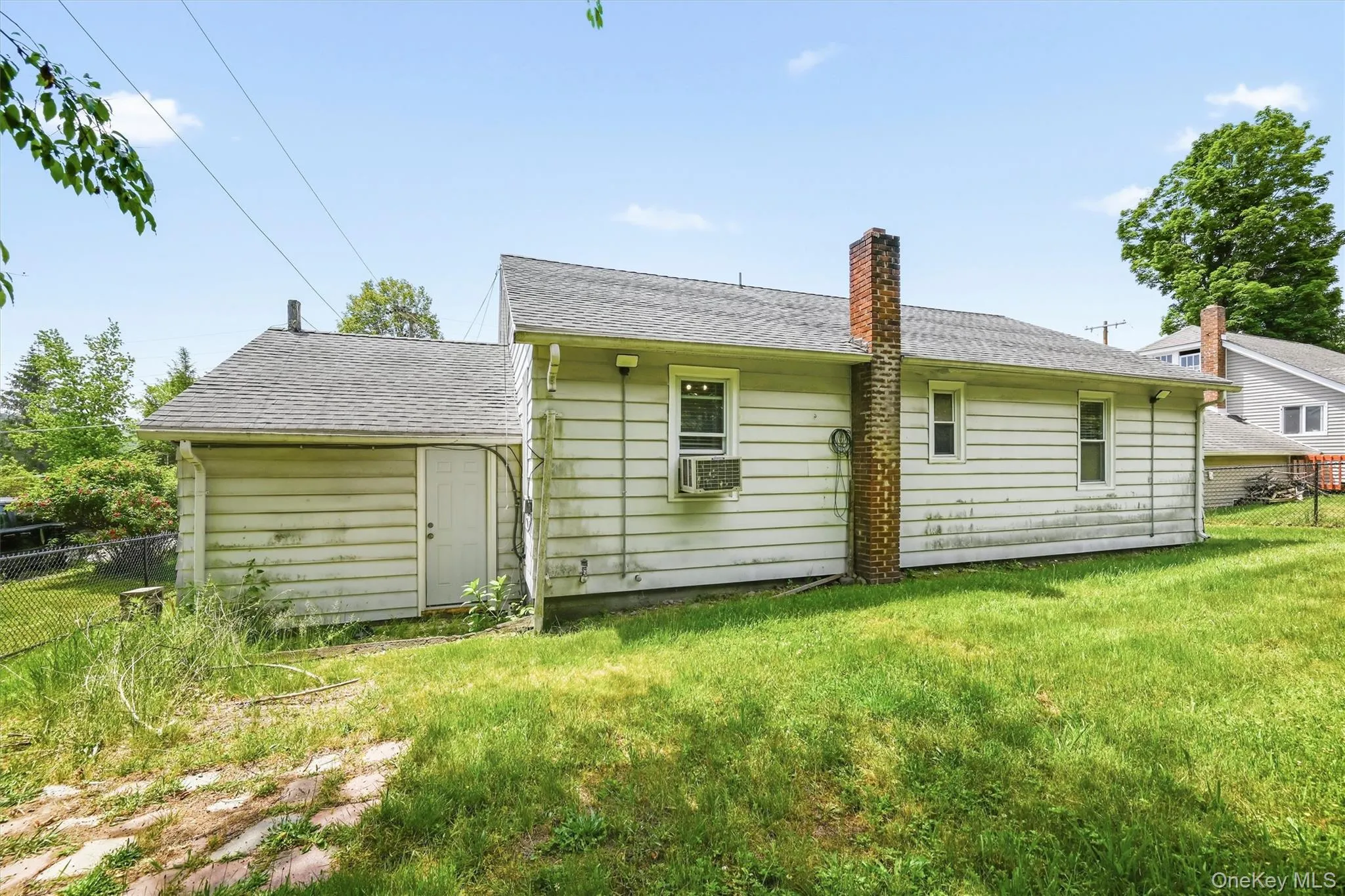 21 Hillside Avenue, Fallsburg, NY, 2 Bedrooms Bedrooms, 4 Rooms Rooms,1 BathroomBathrooms,Residential,For Rent,Hillside,0,1009057 21 Hillside Avenue, Fallsburg, NY, 2 Bedrooms Bedrooms, 4 Rooms Rooms,1 BathroomBathrooms,Residential,For Rent,Hillside,0,1009057