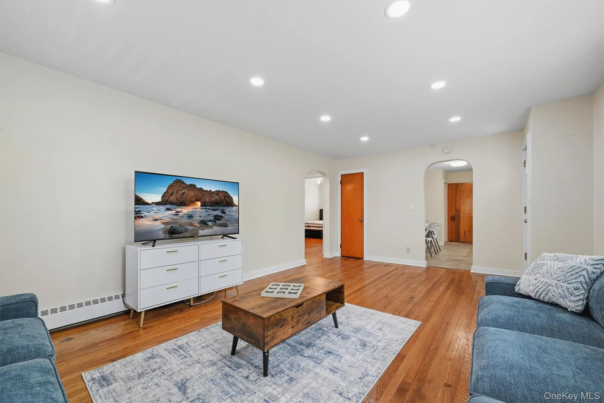 21 Hillside Avenue, Fallsburg, NY, 2 Bedrooms Bedrooms, 4 Rooms Rooms,1 BathroomBathrooms,Residential,For Rent,Hillside,0,1009057 21 Hillside Avenue, Fallsburg, NY, 2 Bedrooms Bedrooms, 4 Rooms Rooms,1 BathroomBathrooms,Residential,For Rent,Hillside,0,1009057