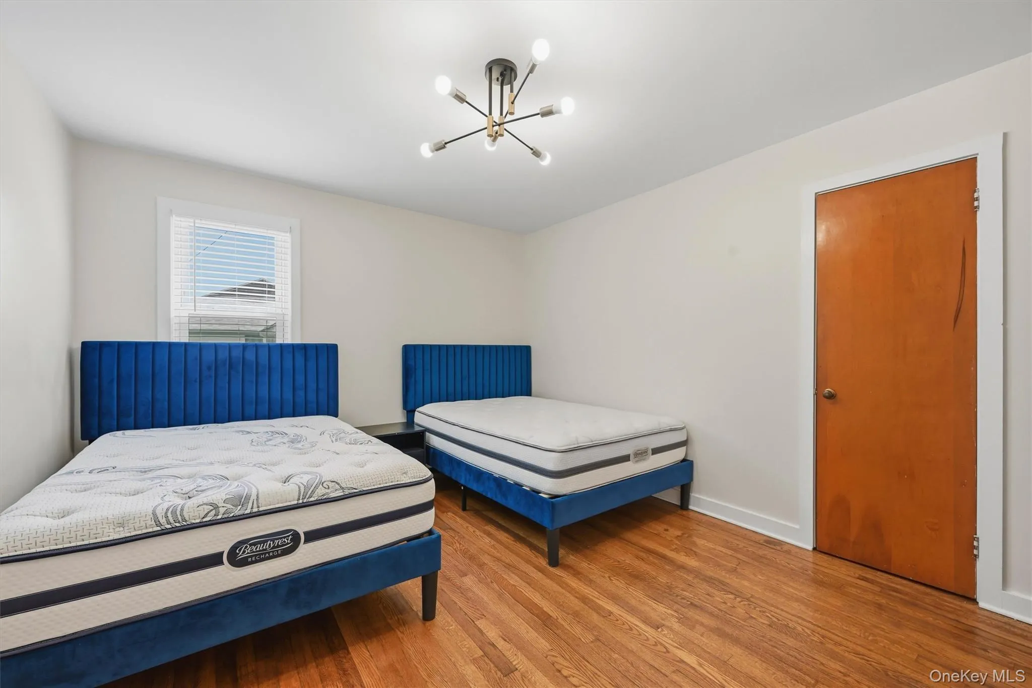 21 Hillside Avenue, Fallsburg, NY, 2 Bedrooms Bedrooms, 4 Rooms Rooms,1 BathroomBathrooms,Residential,For Rent,Hillside,0,1009057 21 Hillside Avenue, Fallsburg, NY, 2 Bedrooms Bedrooms, 4 Rooms Rooms,1 BathroomBathrooms,Residential,For Rent,Hillside,0,1009057