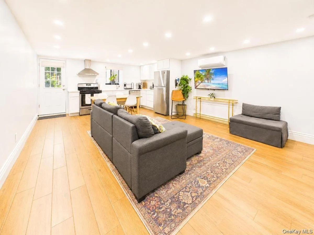 3 Jardine Place, New York, NY, 1 Bedroom Bedrooms, 3 Rooms Rooms,1 BathroomBathrooms,Residential Lease,For Rent,Jardine,0,1009058 3 Jardine Place, New York, NY, 1 Bedroom Bedrooms, 3 Rooms Rooms,1 BathroomBathrooms,Residential Lease,For Rent,Jardine,0,1009058