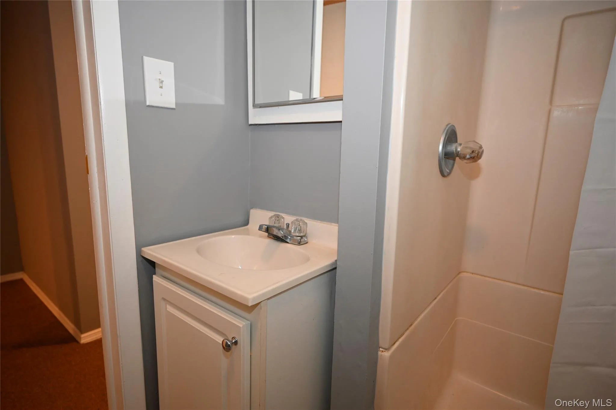 16 Greenridge Court, Kent, NY, 3 Bedrooms Bedrooms, 7 Rooms Rooms,2 BathroomsBathrooms,Residential,For Rent,Greenridge,0,1009059 16 Greenridge Court, Kent, NY, 3 Bedrooms Bedrooms, 7 Rooms Rooms,2 BathroomsBathrooms,Residential,For Rent,Greenridge,0,1009059