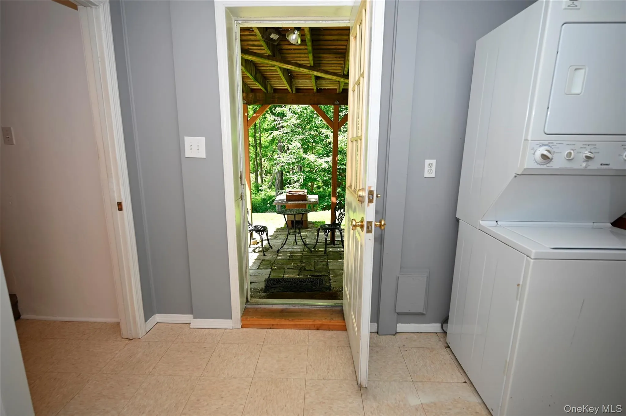 16 Greenridge Court, Kent, NY, 3 Bedrooms Bedrooms, 7 Rooms Rooms,2 BathroomsBathrooms,Residential,For Rent,Greenridge,0,1009059 16 Greenridge Court, Kent, NY, 3 Bedrooms Bedrooms, 7 Rooms Rooms,2 BathroomsBathrooms,Residential,For Rent,Greenridge,0,1009059