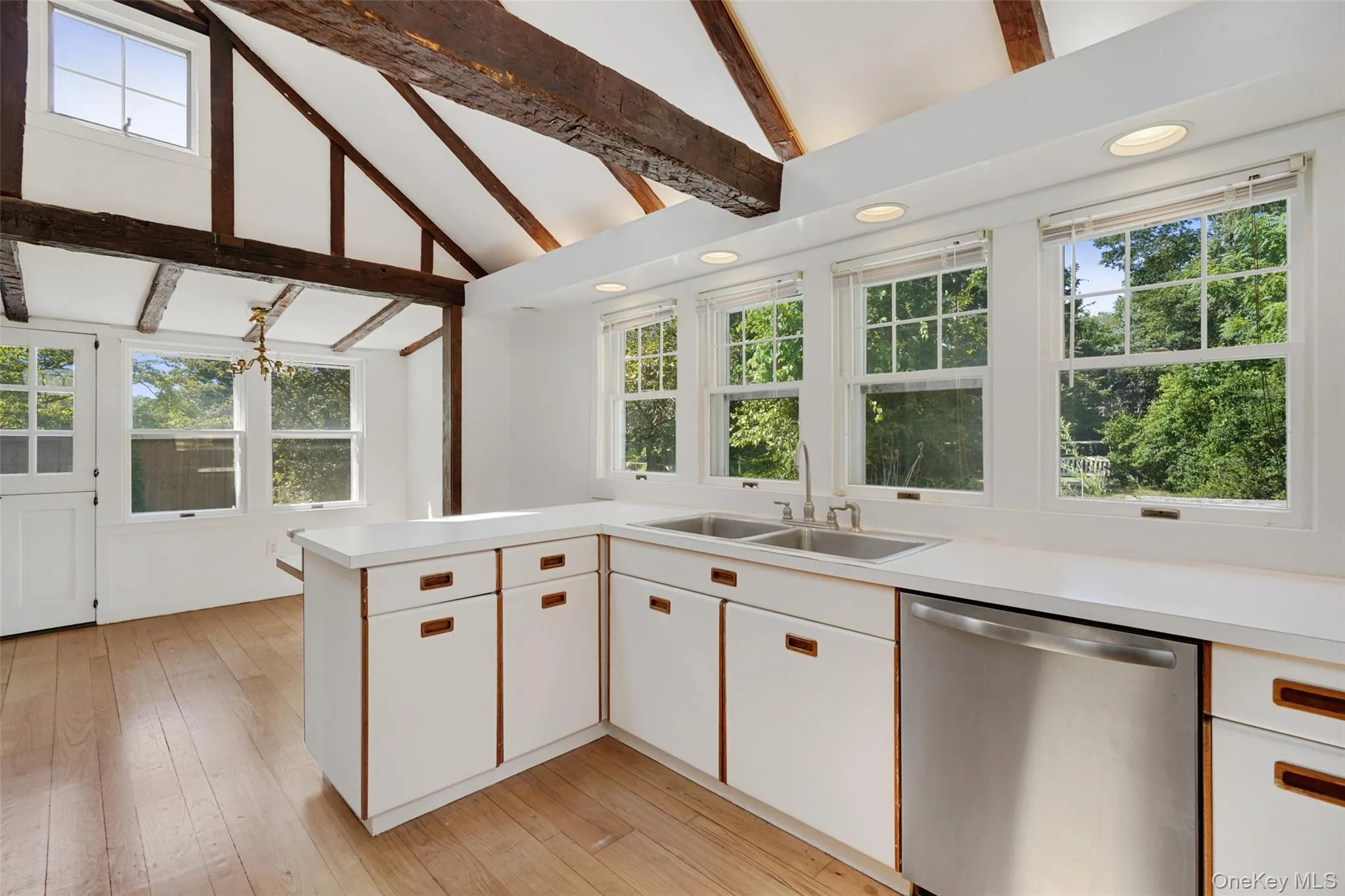 1 Pound Ridge Road, Pound Ridge, NY, 4 Bedrooms Bedrooms, 9 Rooms Rooms,4 BathroomsBathrooms,Residential Lease,For Rent,Pound Ridge,0,1009061 1 Pound Ridge Road, Pound Ridge, NY, 4 Bedrooms Bedrooms, 9 Rooms Rooms,4 BathroomsBathrooms,Residential Lease,For Rent,Pound Ridge,0,1009061